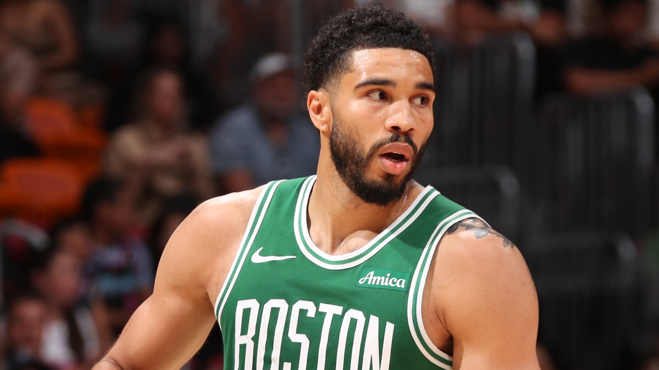 Live Updates: Victor Wembanyama's Spurs face Draymond Green's Warriors