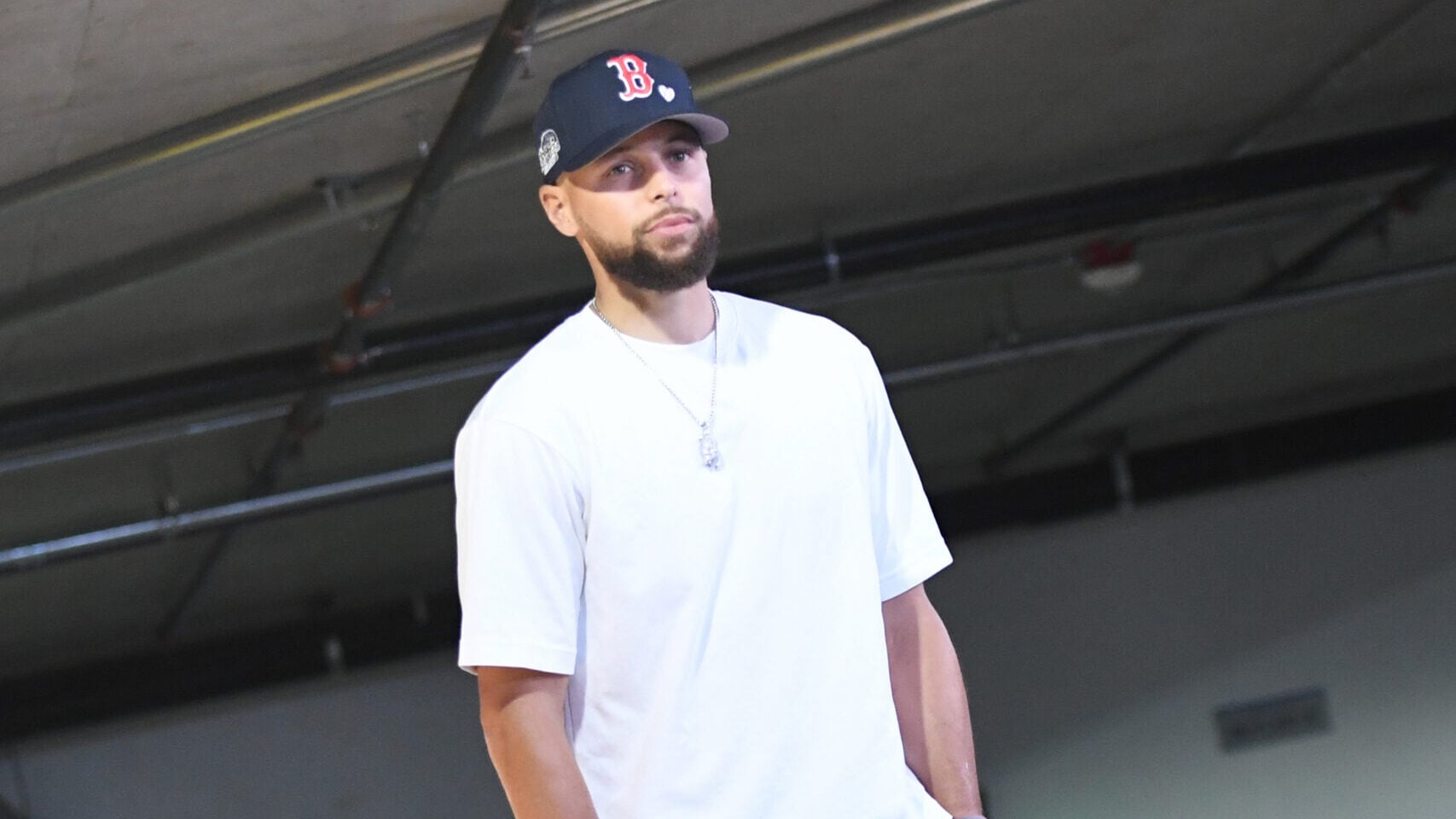 Stephen Curry returning for Warriors against Rockets after two-month absence with knee injury