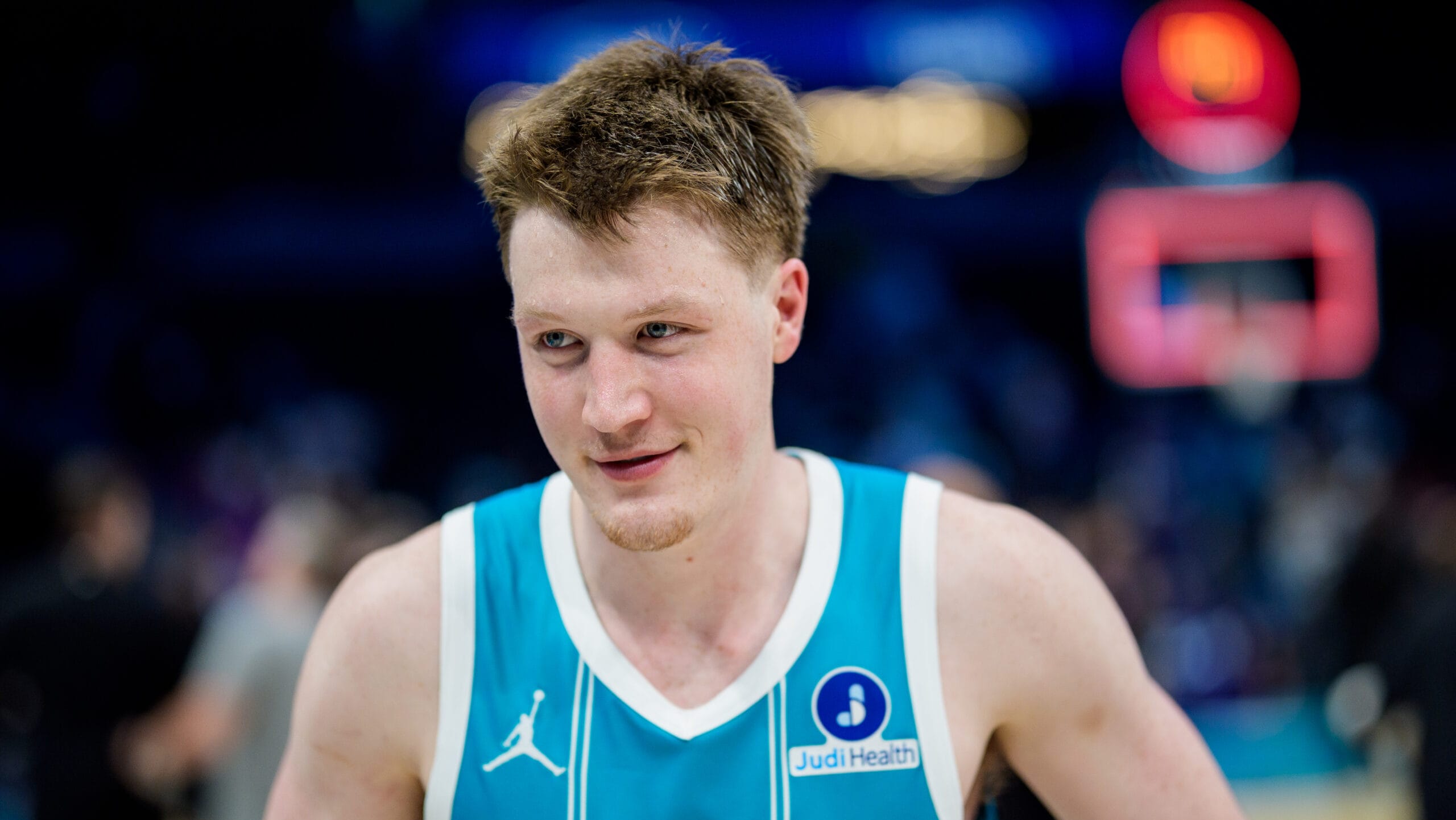 Charlotte's Kon Knueppel sets Hornets franchise record for 3-pointers in a season