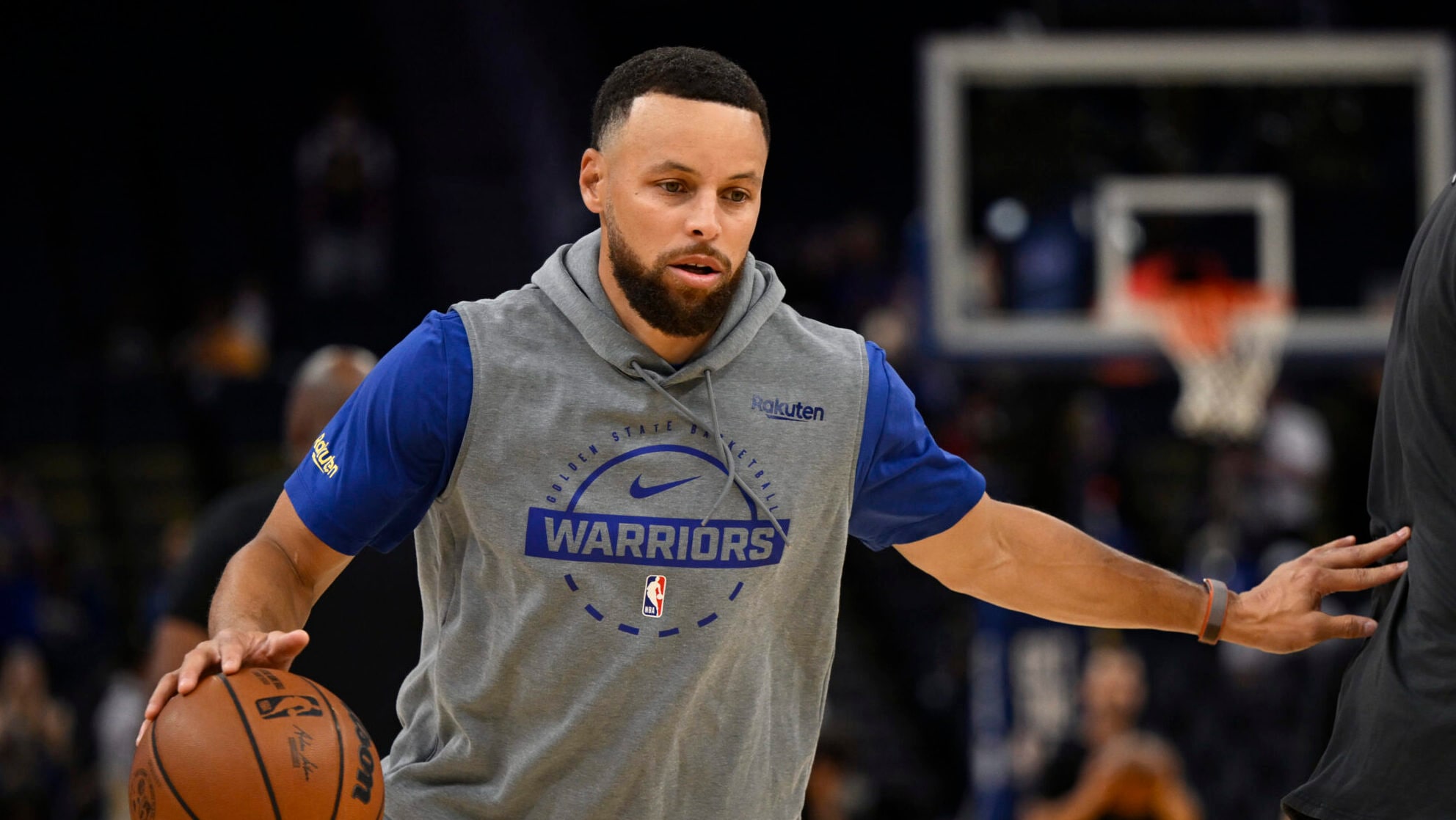 Stephen Curry returning for Warriors against Rockets after two-month absence with knee injury