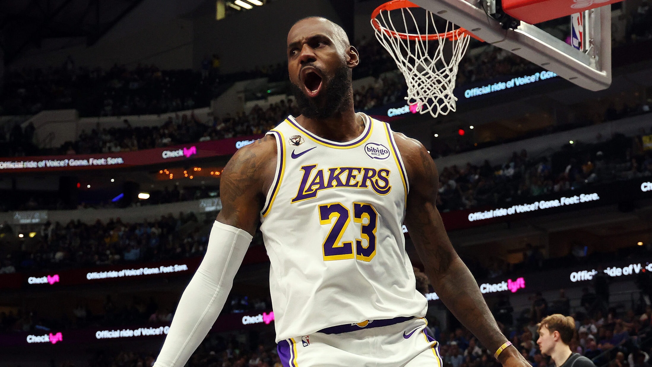 Live Updates: Celtics vs. Knicks, Warriors vs. Lakers on Prime