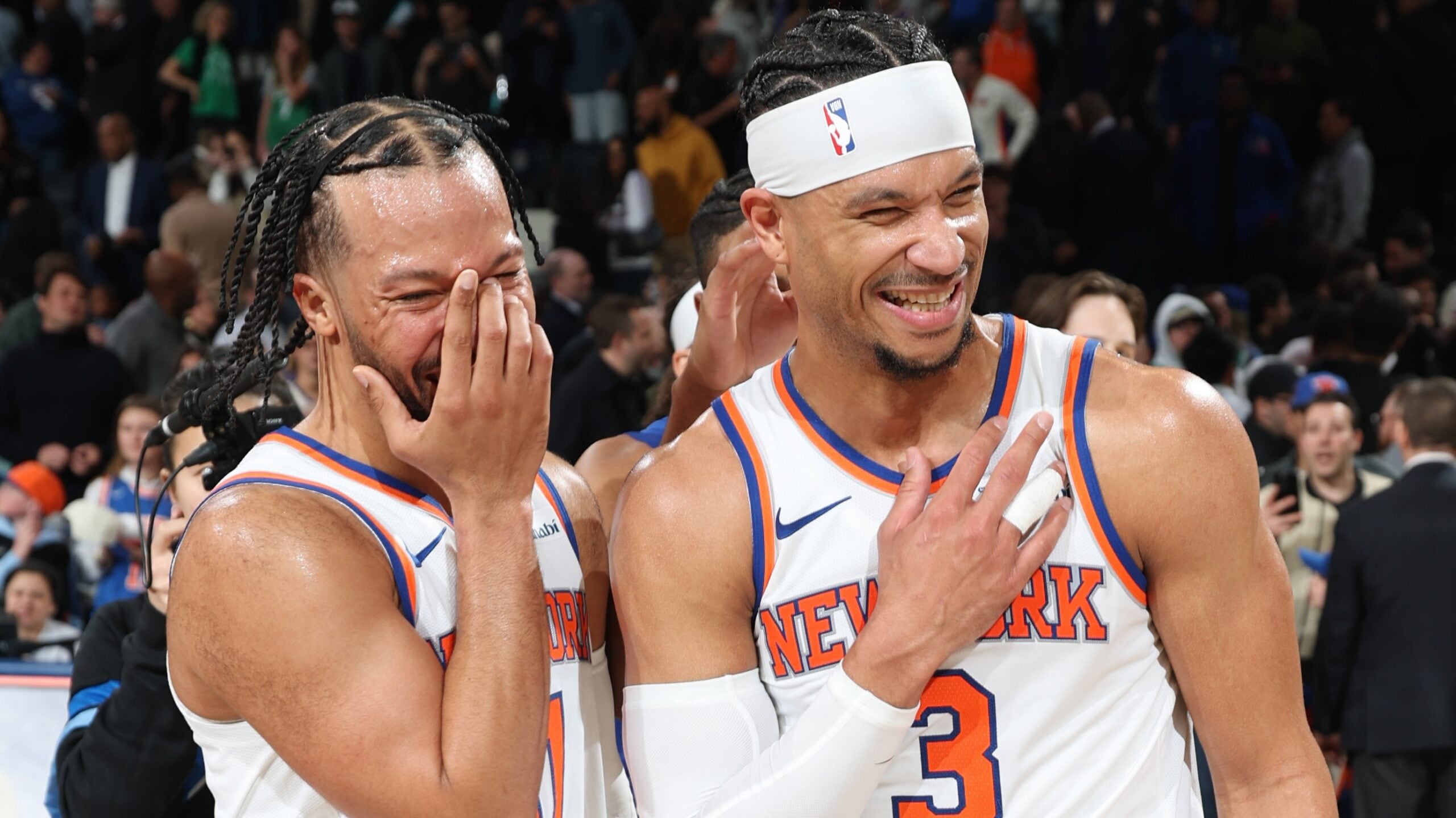 Starting 5: Knicks beat C’s, LeBron takes over, Rockets win 8 straight & what to know for 15 games tonight