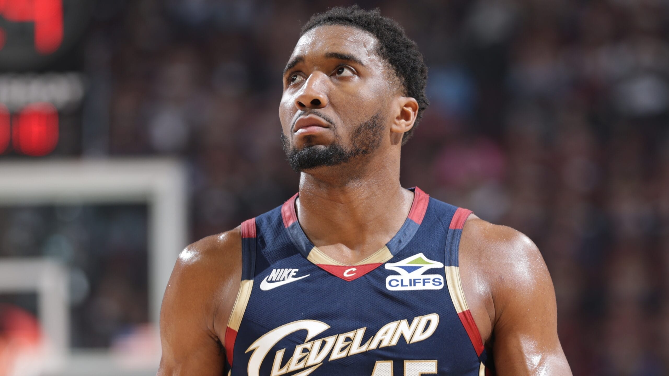 NBA Playoffs: Cavs & Knicks Dominate for Crucial 2-0 Leads