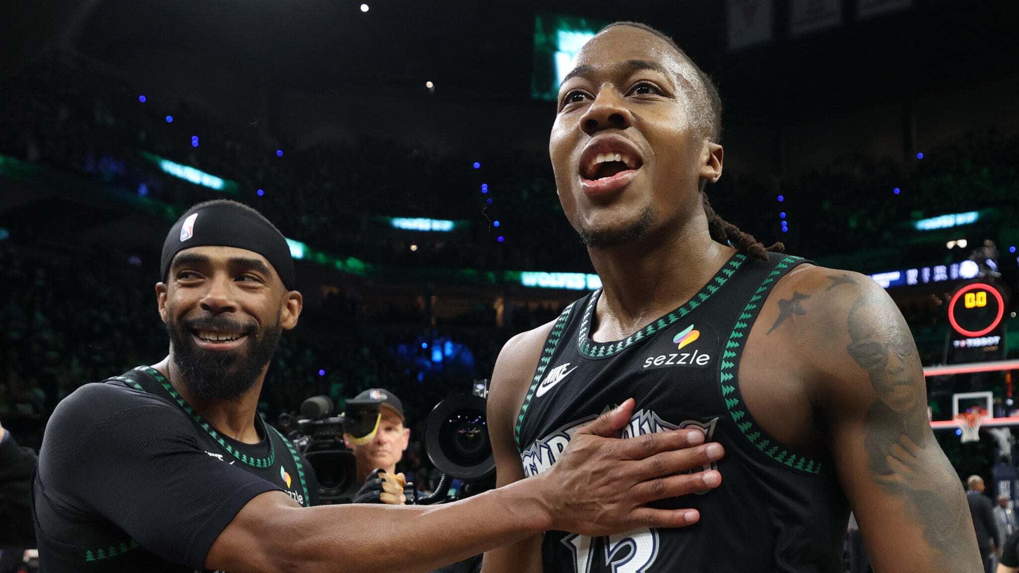 4 takeaways: Ayo Dosunmu delivers amid Timberwolves injuries in Game 4