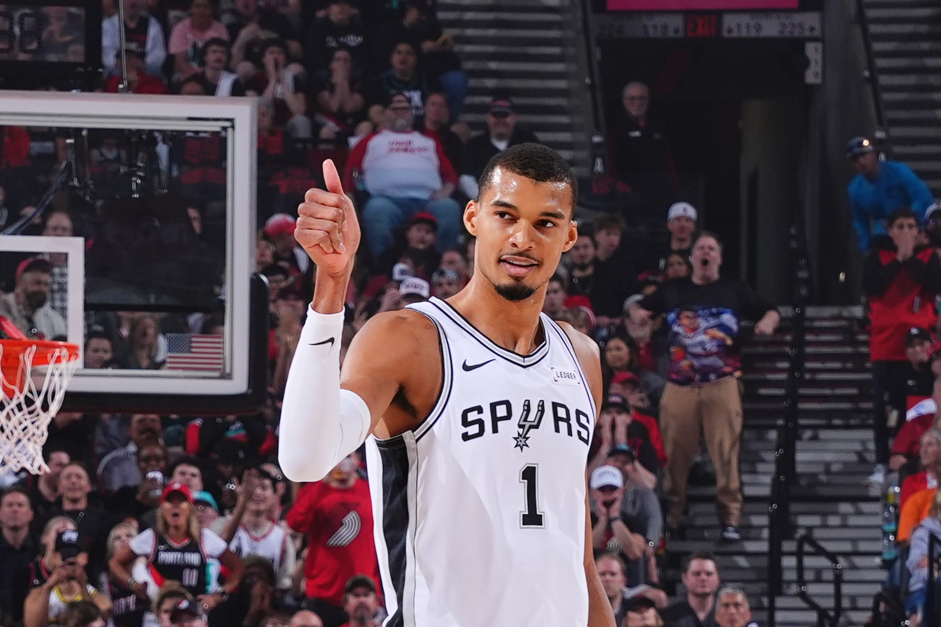 Wemby's Electrifying Return Secures Spurs' 3-1 Playoff Advantage