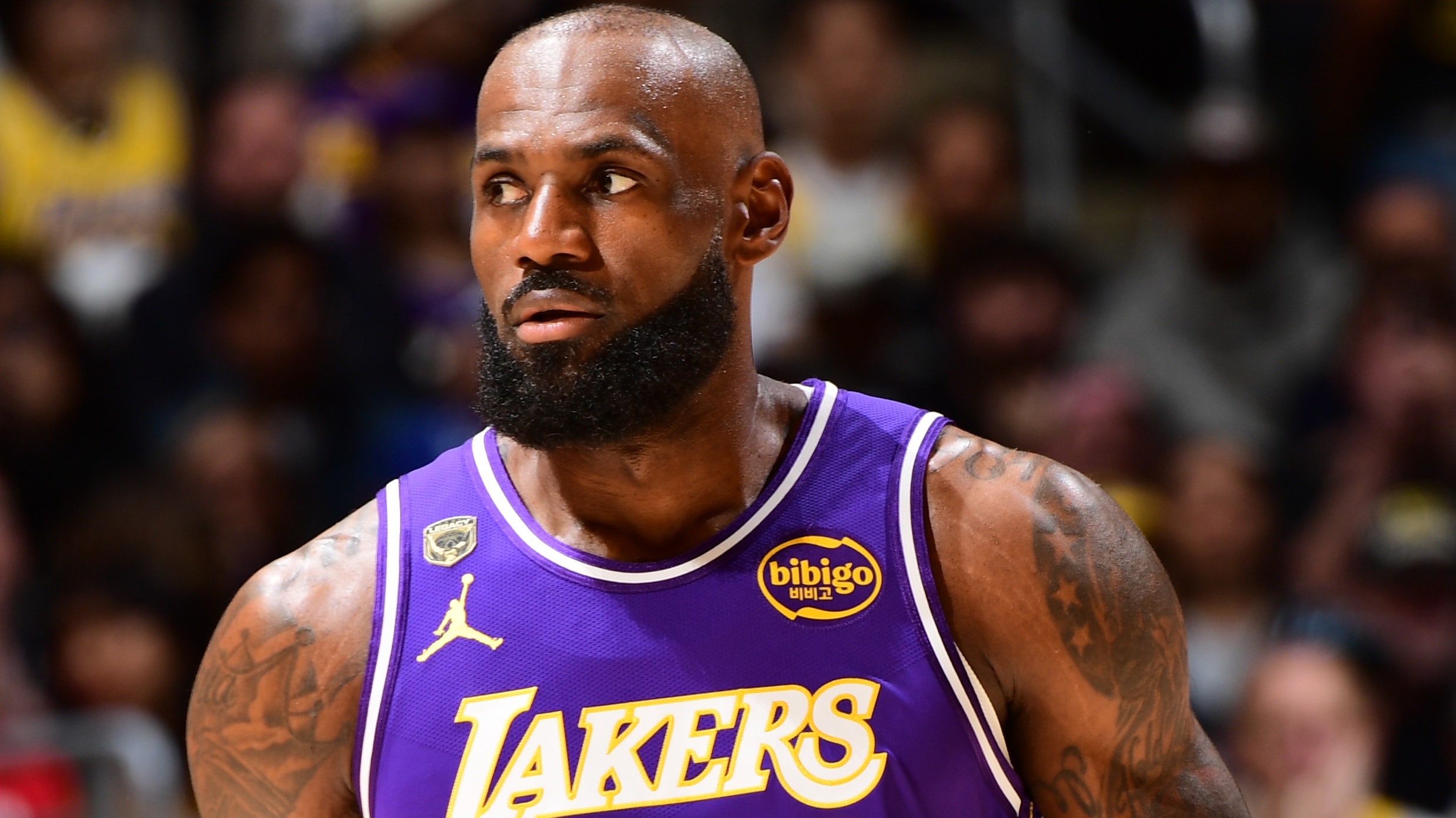 Lakers look to advance