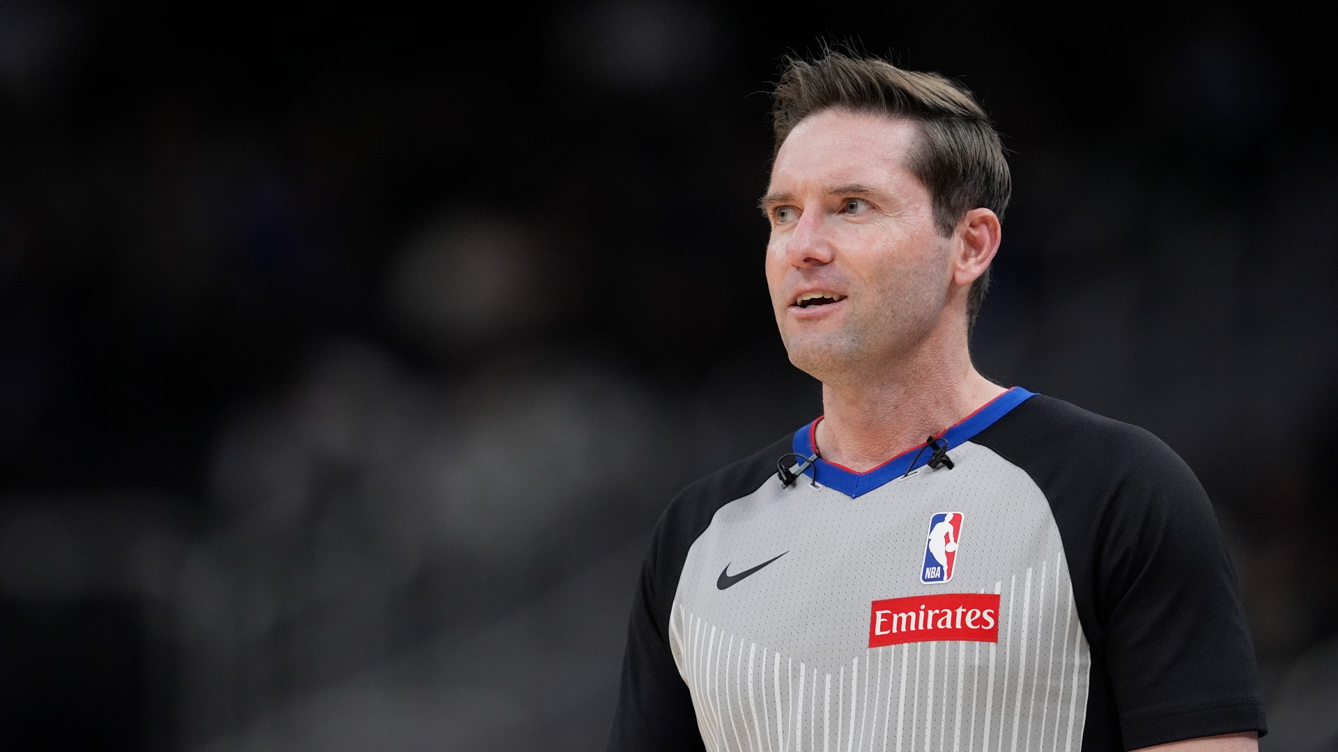 Referee Ben Taylor injured, replaced by alternate during SoFi Play-In Tournament game