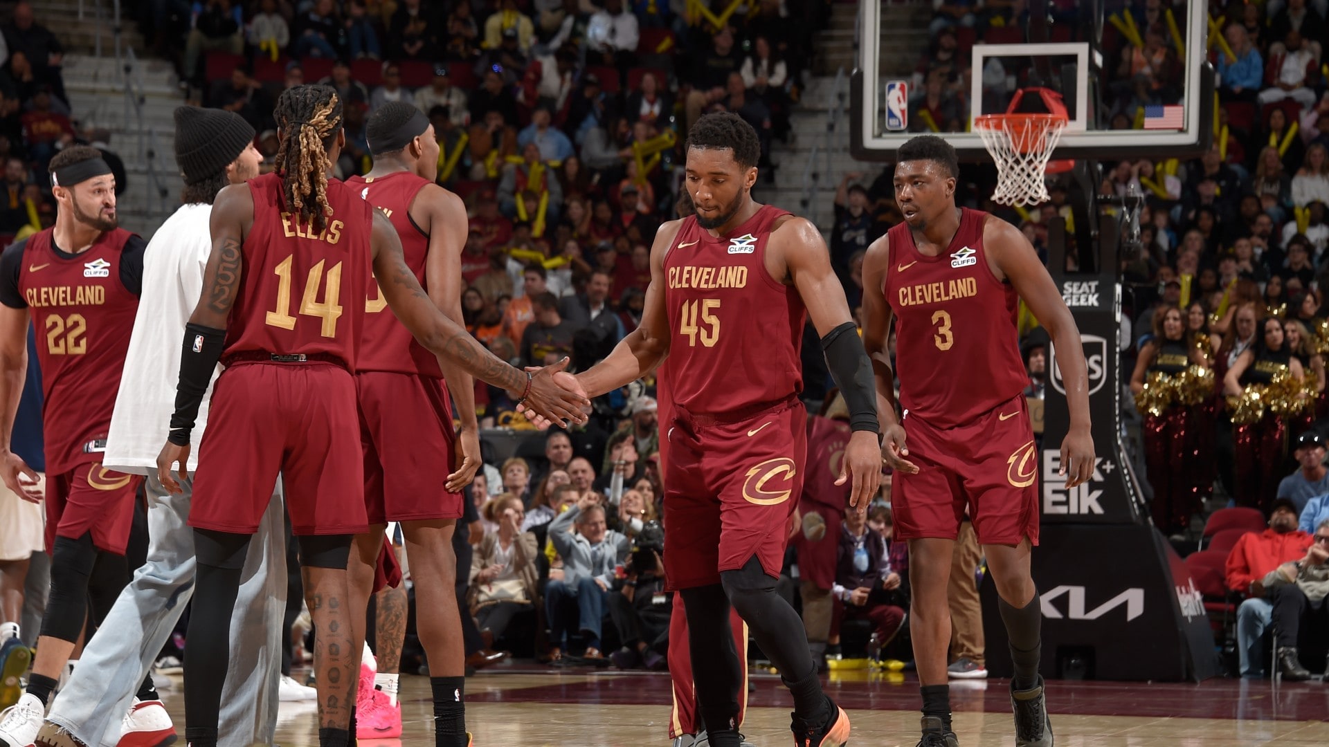 Donovan Mitchell notches 38-6-6 vs. Pacers