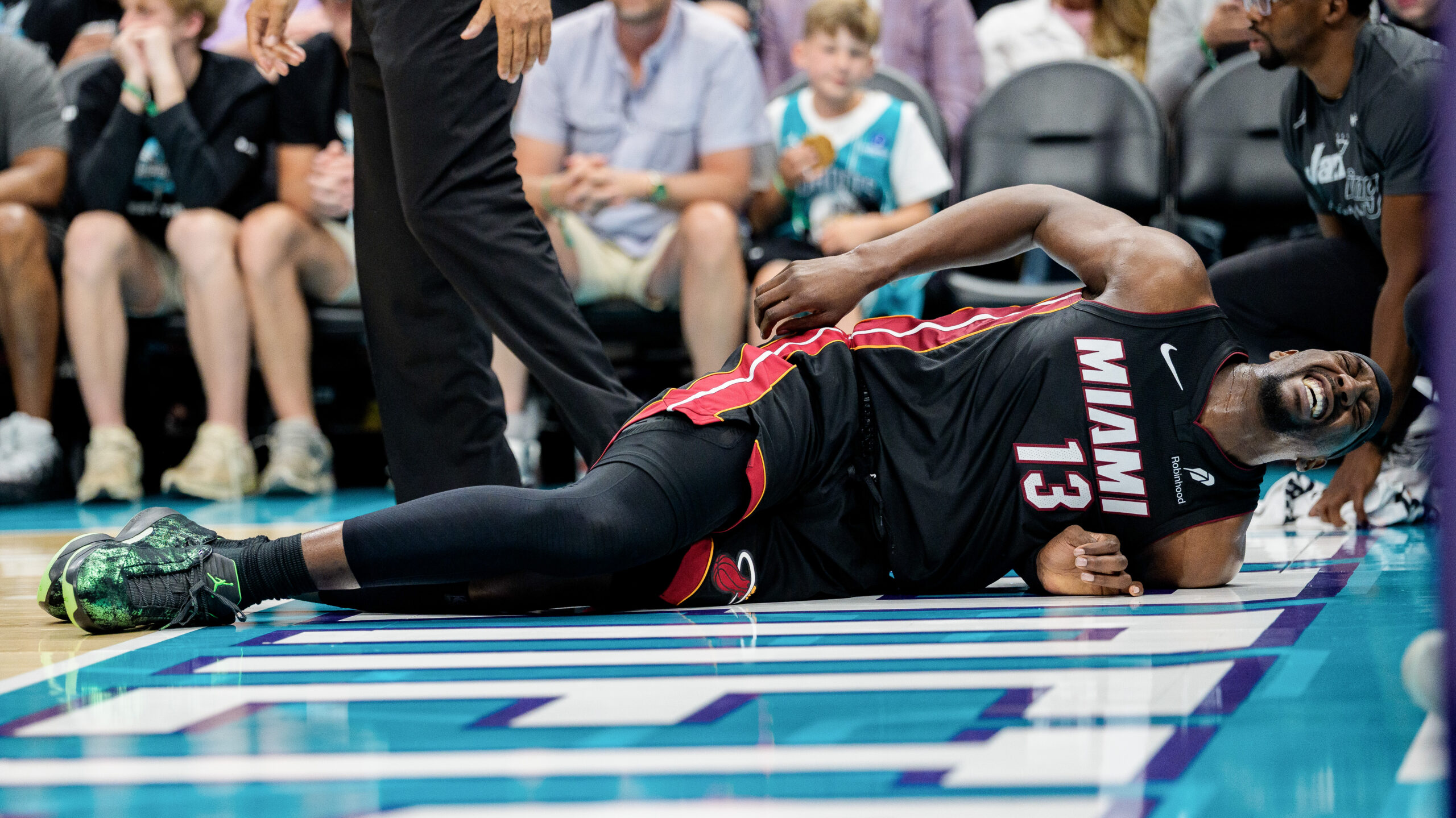 Heat's Bam Adebayo exits SoFi Play-In Tournament game with back injury