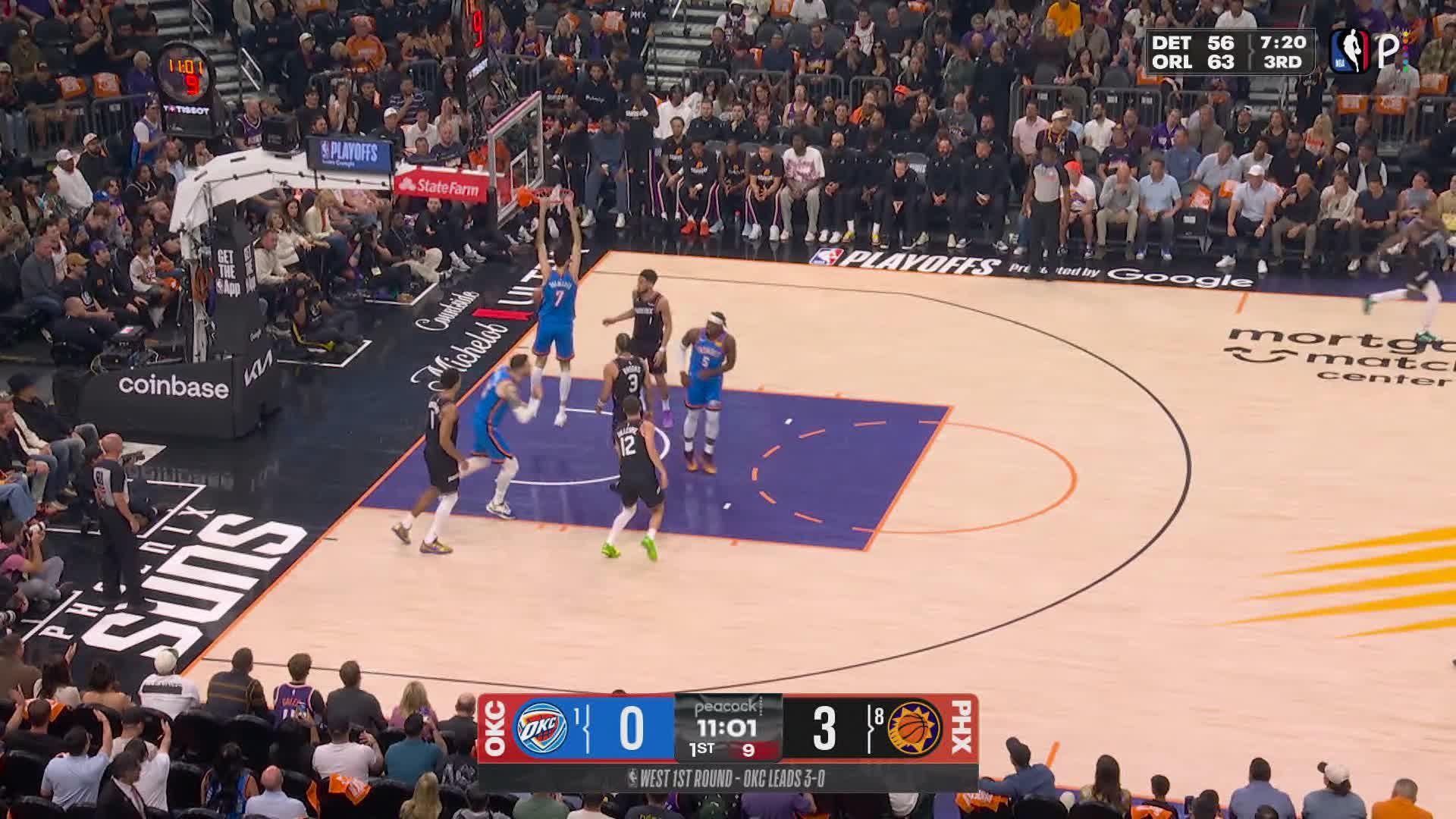 Chet Holmgren rises up for the dunk