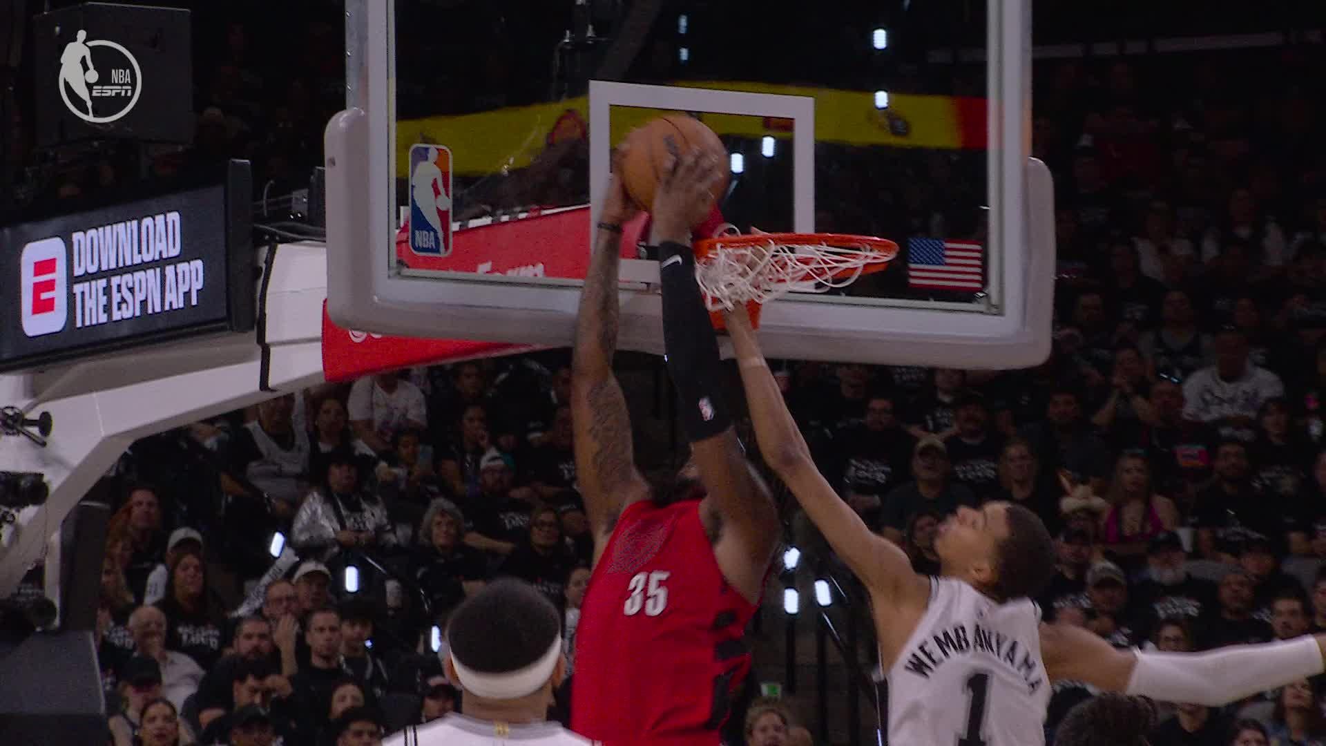 Robert Williams III with the dunk