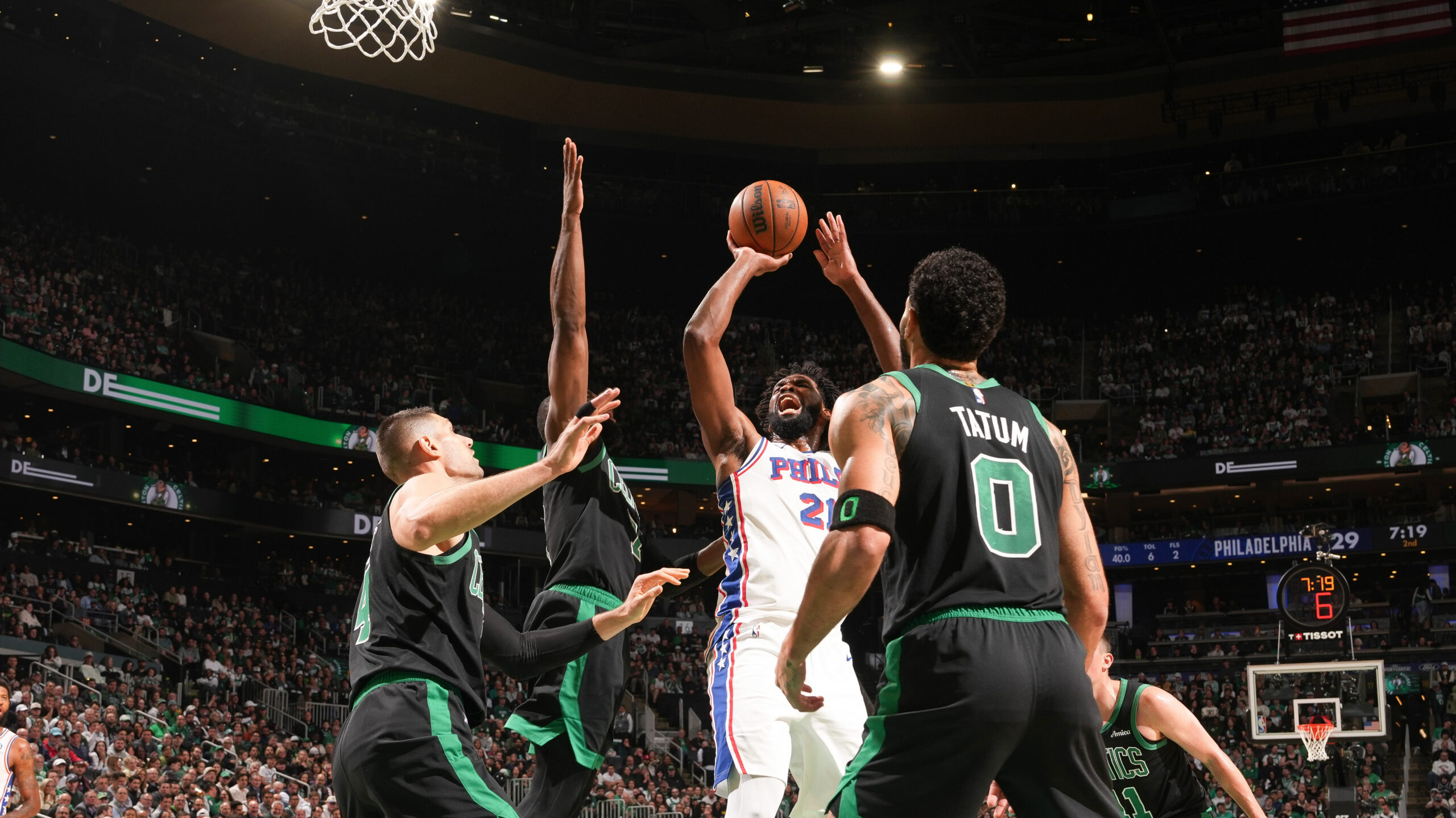 Embiid's 33, 12-0 run in 4th help 76ers force Game 6