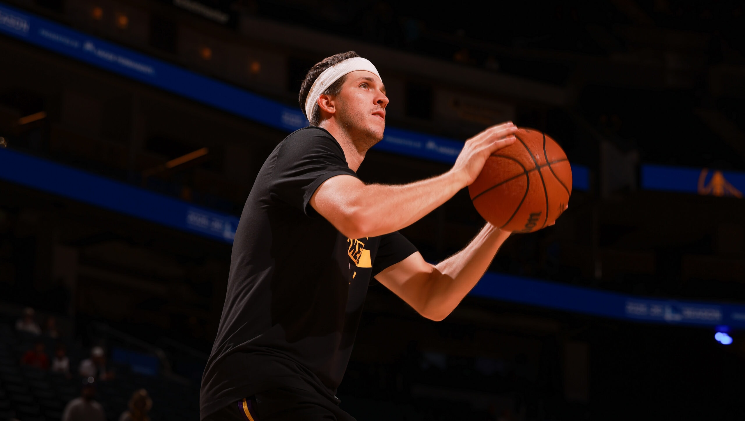 Reaves hoping to return for Game 5 against Rockets