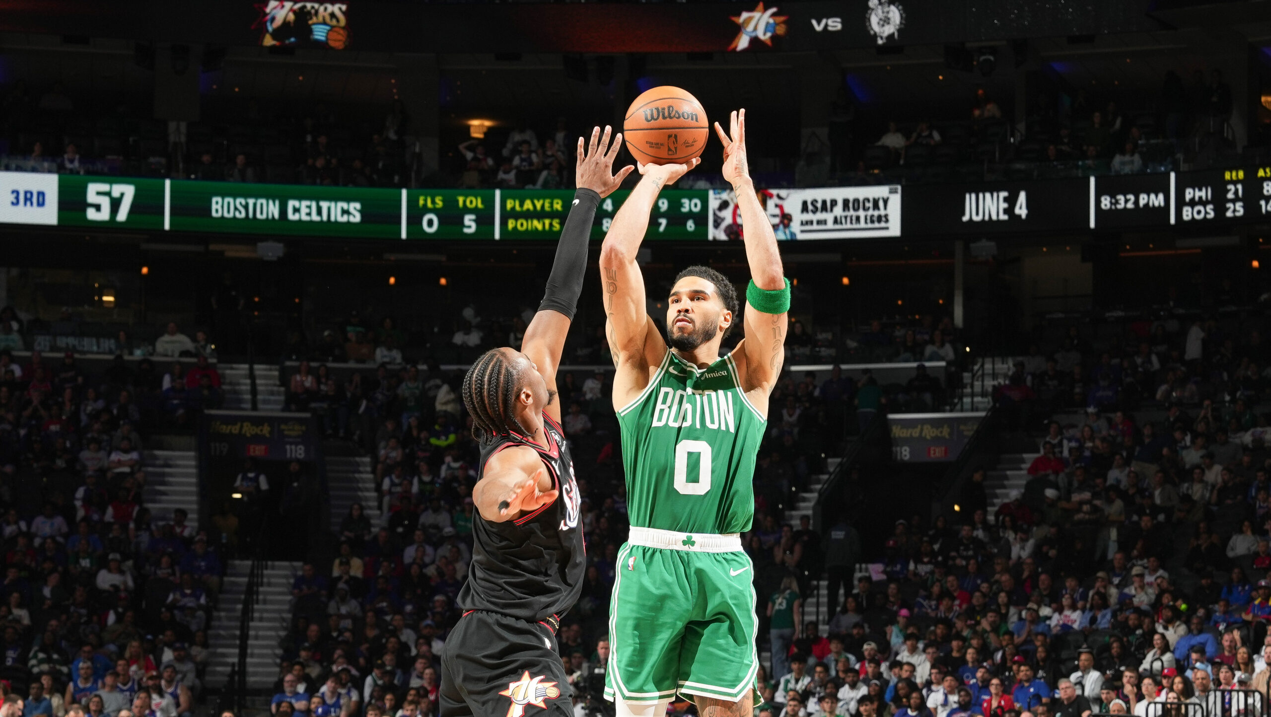 Tatum's clutch treys in 4th guide Celtics to Game 3 win