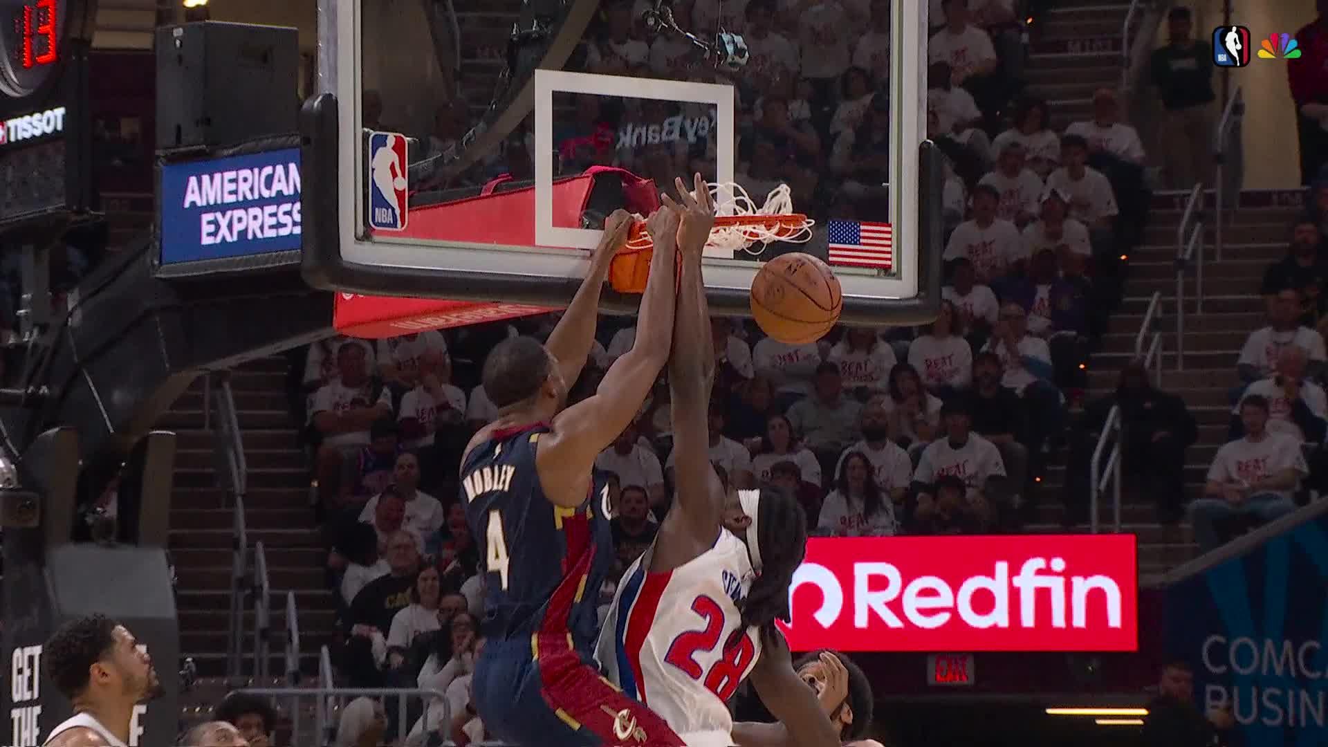 Live Updates: Pistons-Cavaliers clash in pivotal Game 3 on Peacock/NBC