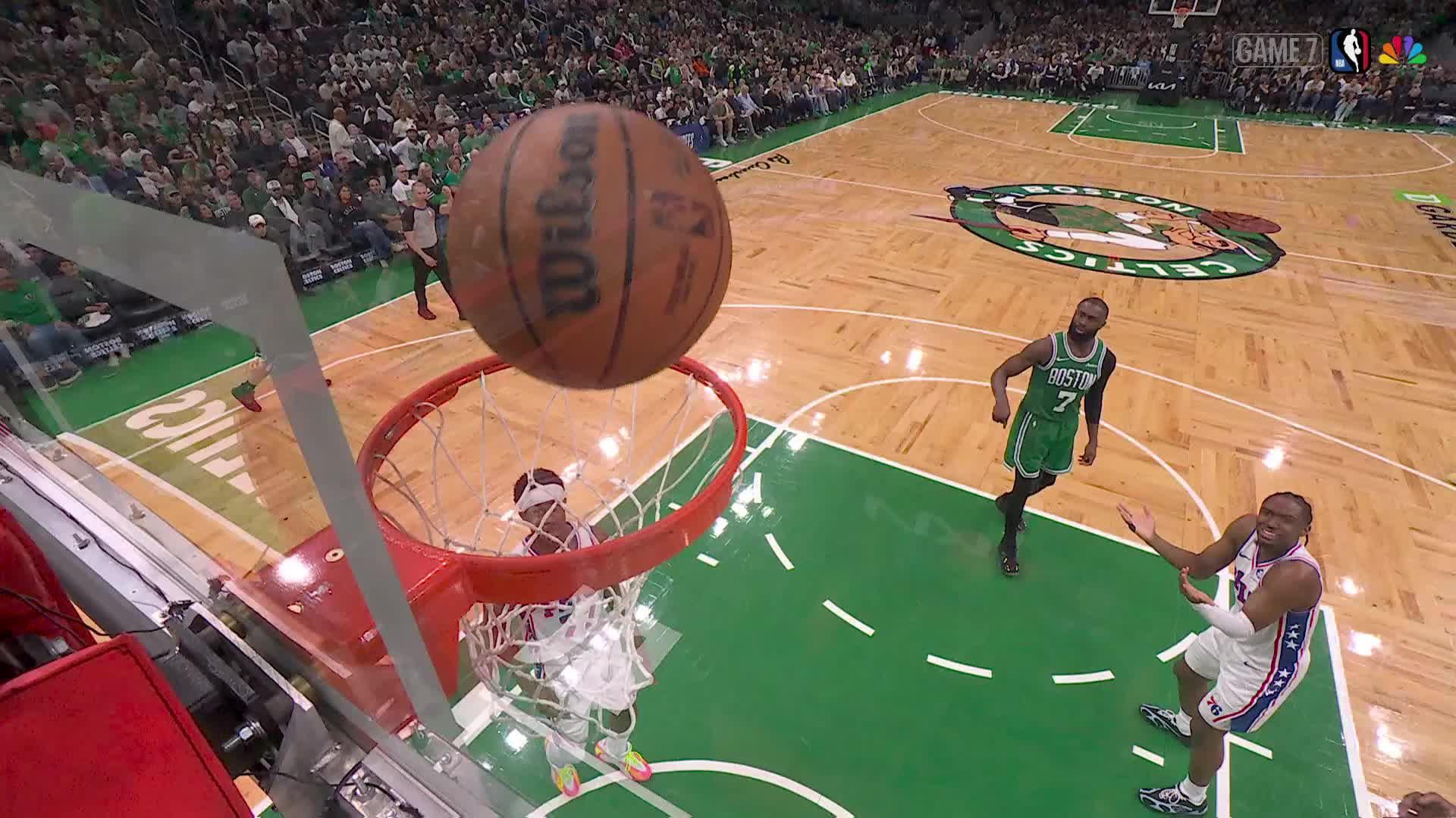 Boston Celtics vs. Philadelphia 76ers - 3rd Quarter Highlights