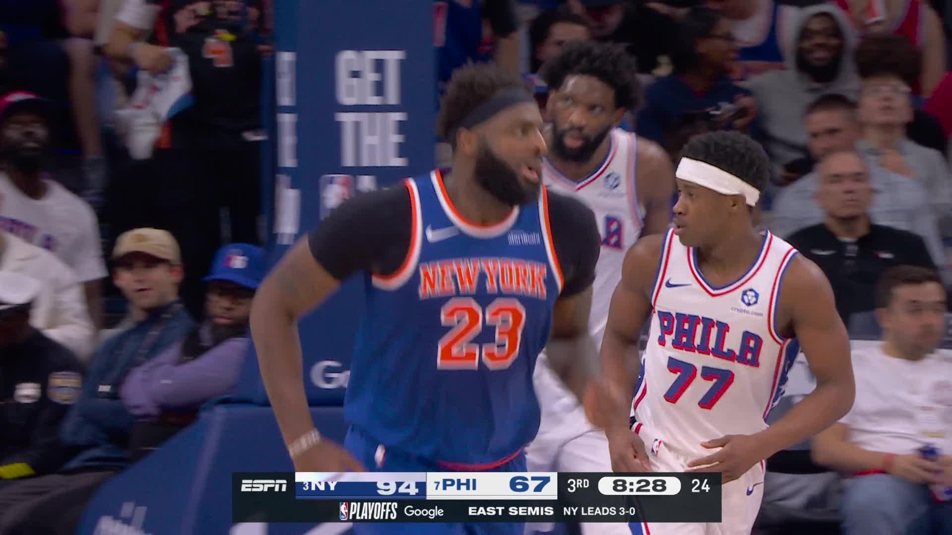 Mitchell Robinson rises to finish the alley-oop
