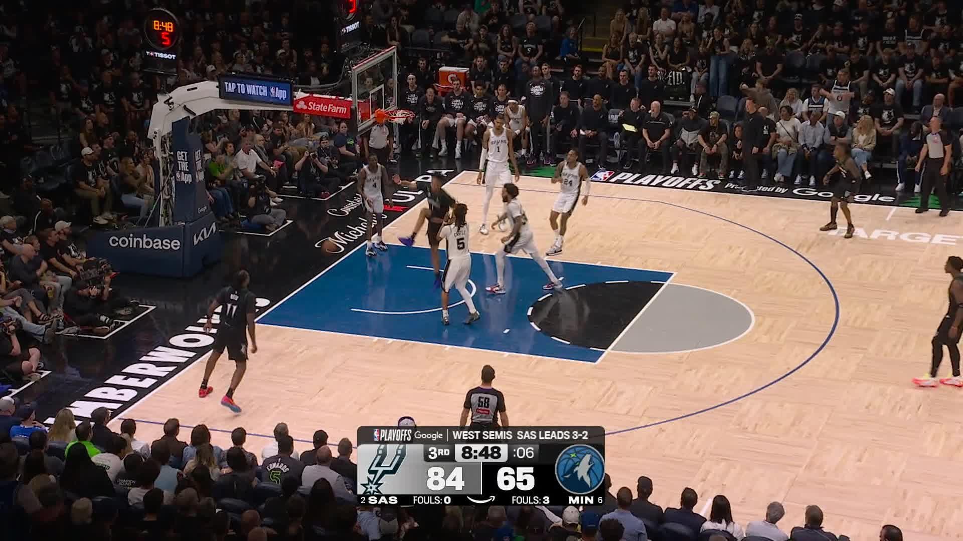 Terrence Shannon Jr. with the slam