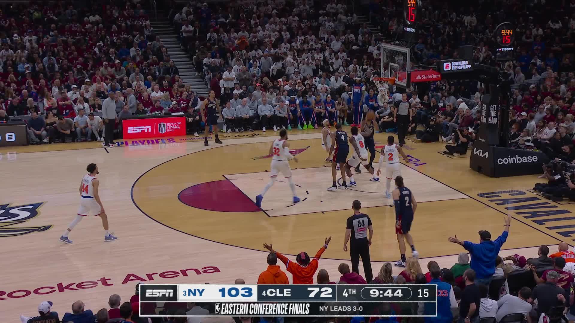 Dunk by Jarrett Allen