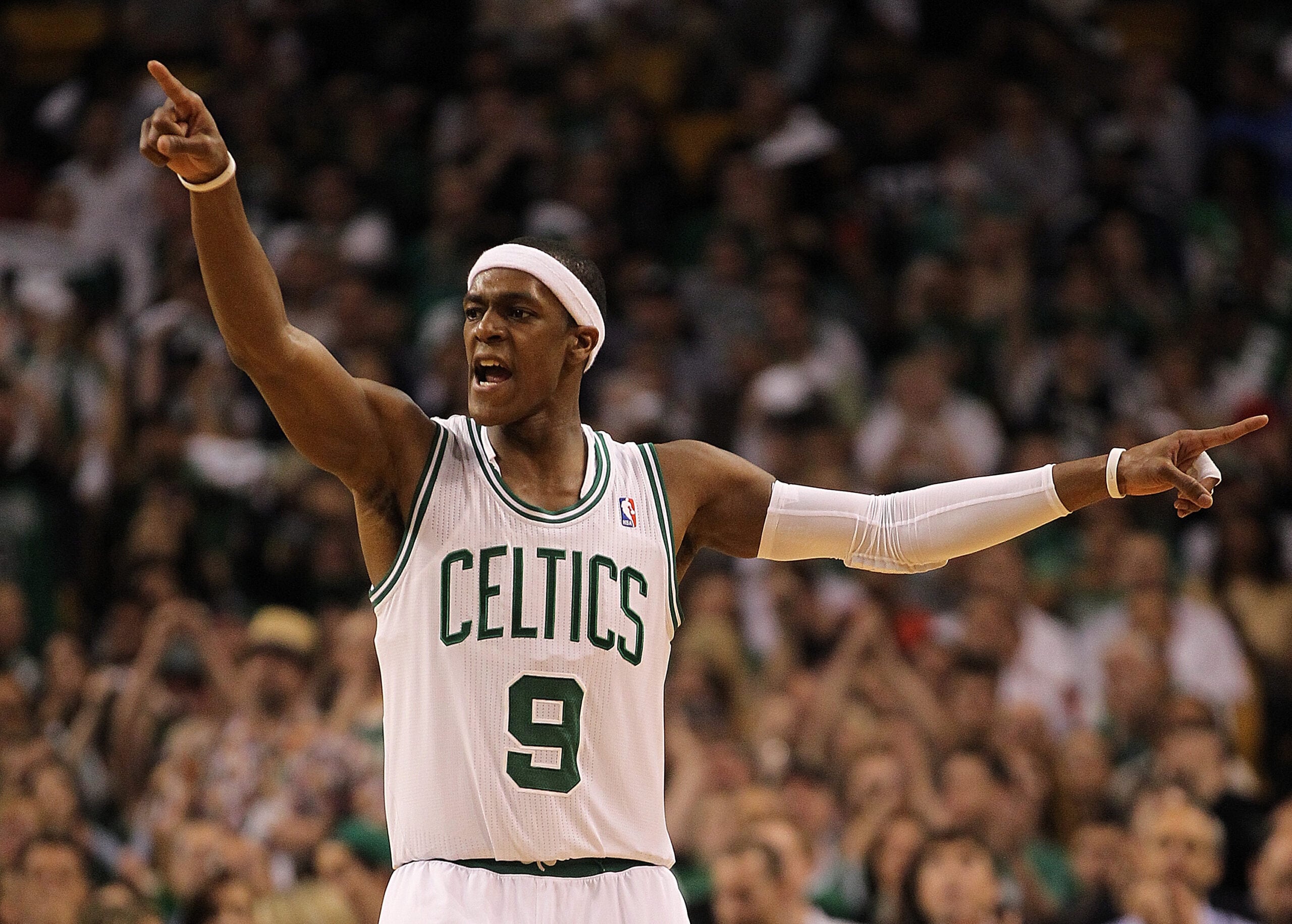 TDIH: Rajon Rondo Unleashes a Wild Ball Fake on a Driving Layup in