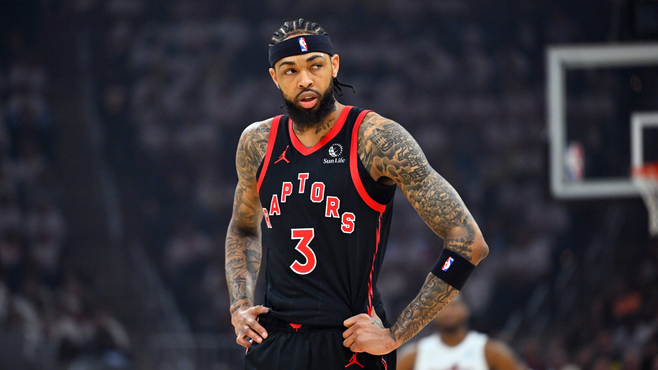 Barrett's improbable shot saves Raptors, forces Game 7 against Cavaliers — image 2