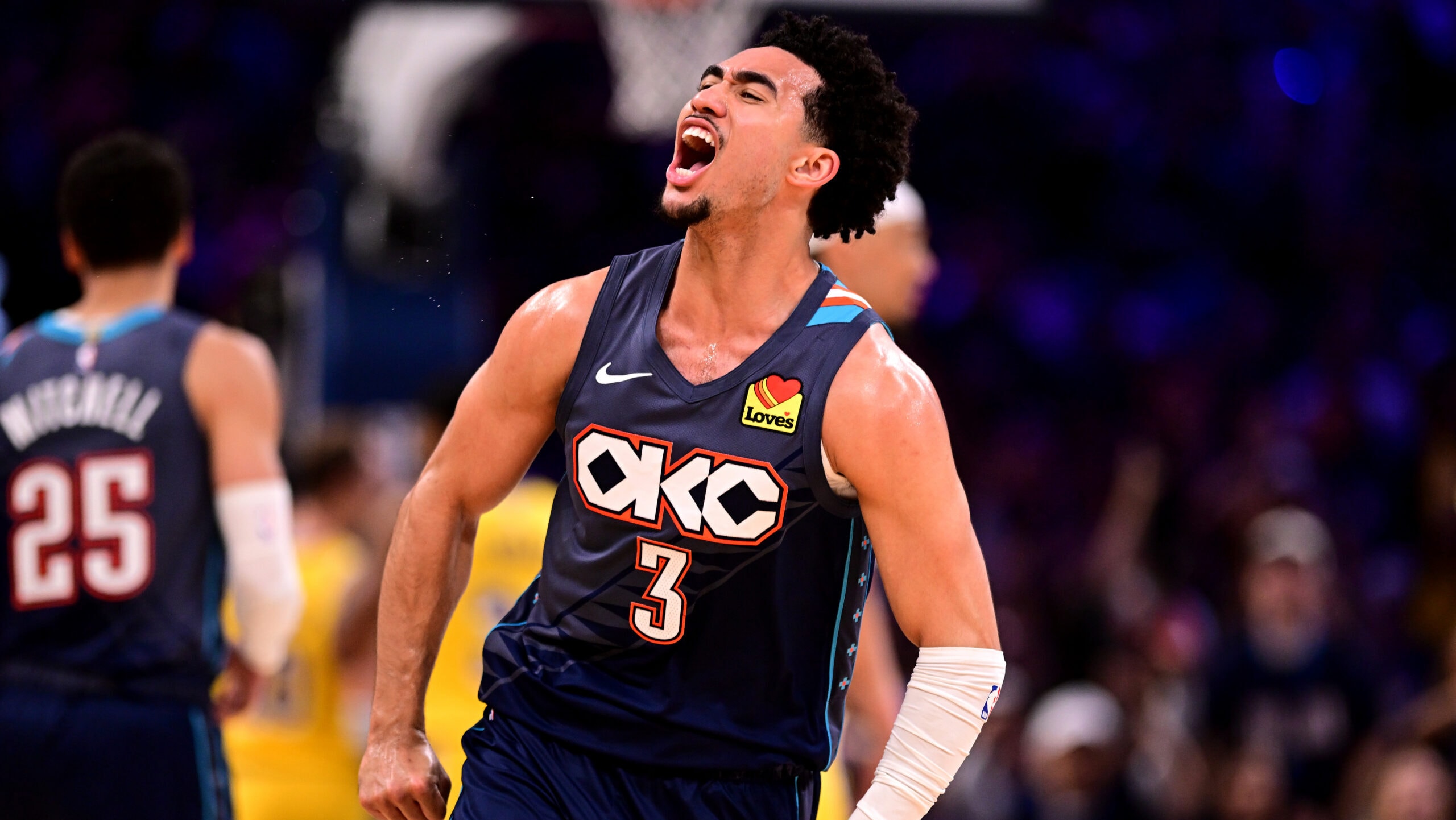Live Updates: Thunder and Pistons Take 2-0 Series Lead