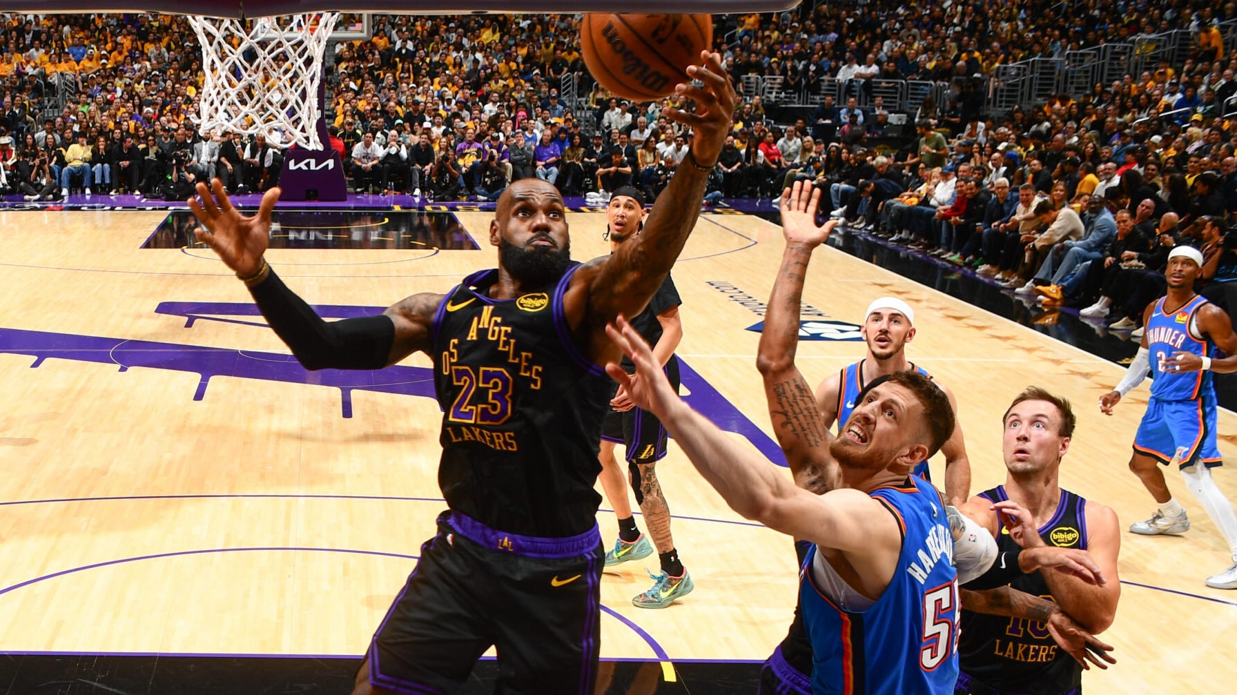 LeBron James scores 24 with 12 rebounds vs. Thunder