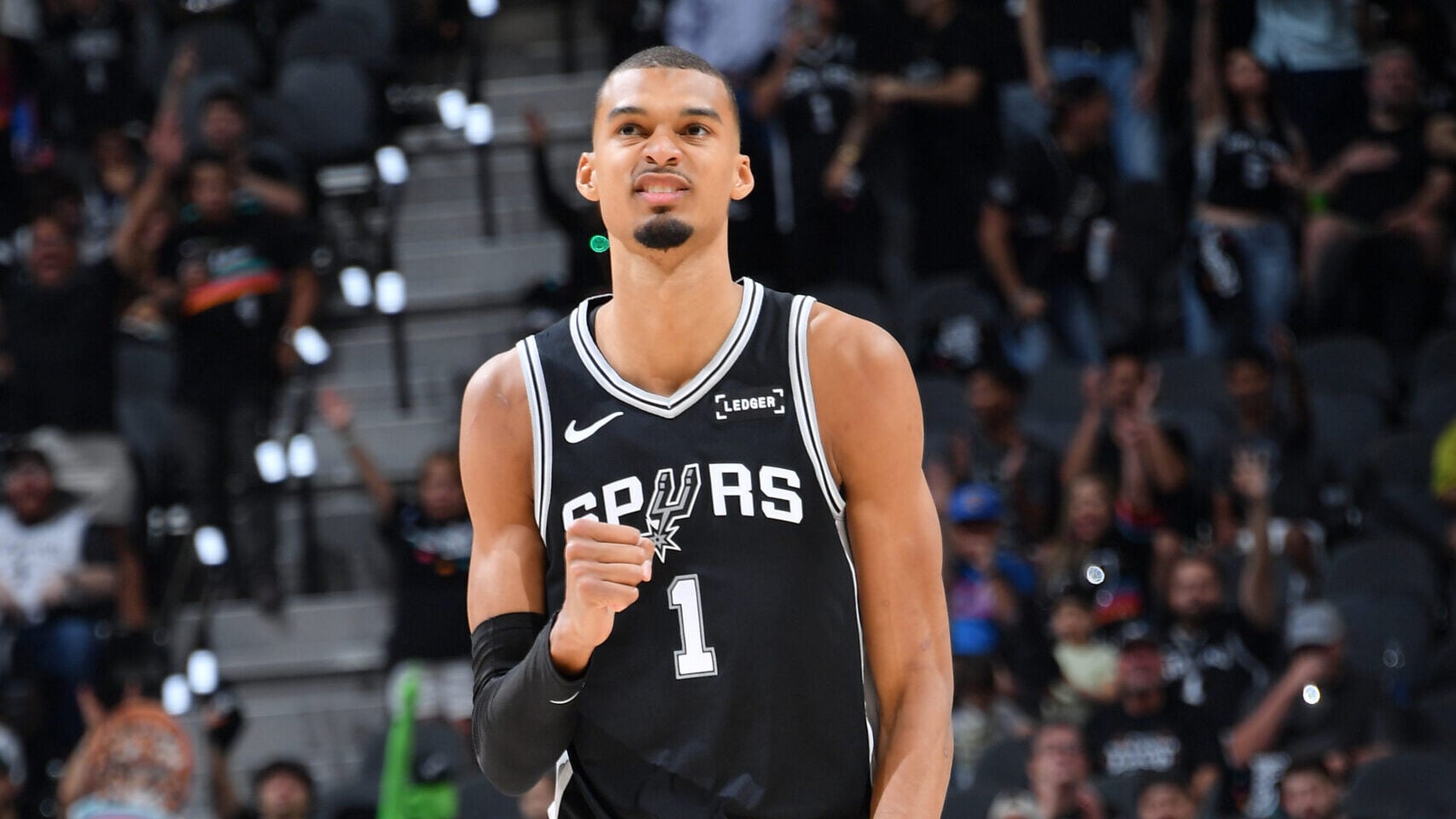 Thunder-Spurs Game 6 for hub