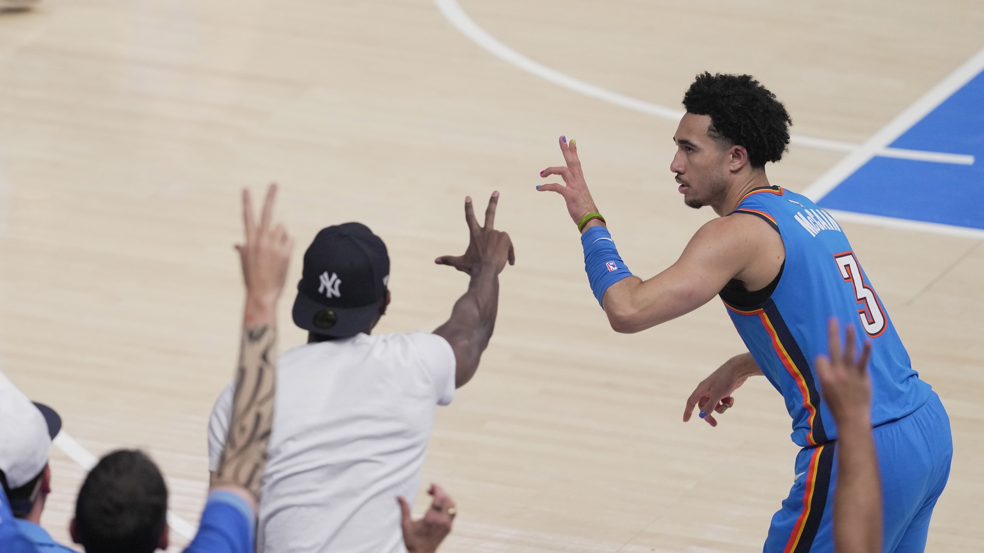 Jared McCain off to a hot start scoring 10 quick points in Game 7