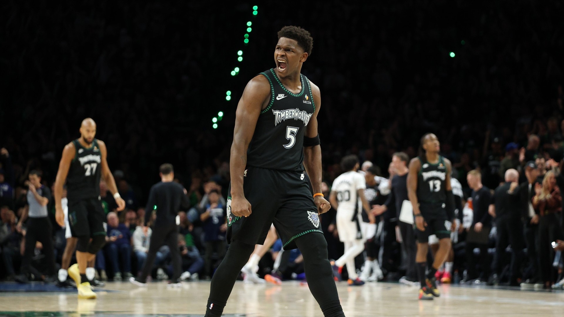 4 takeaways: Victor Wembanyama ejectedWolves thrive to even series