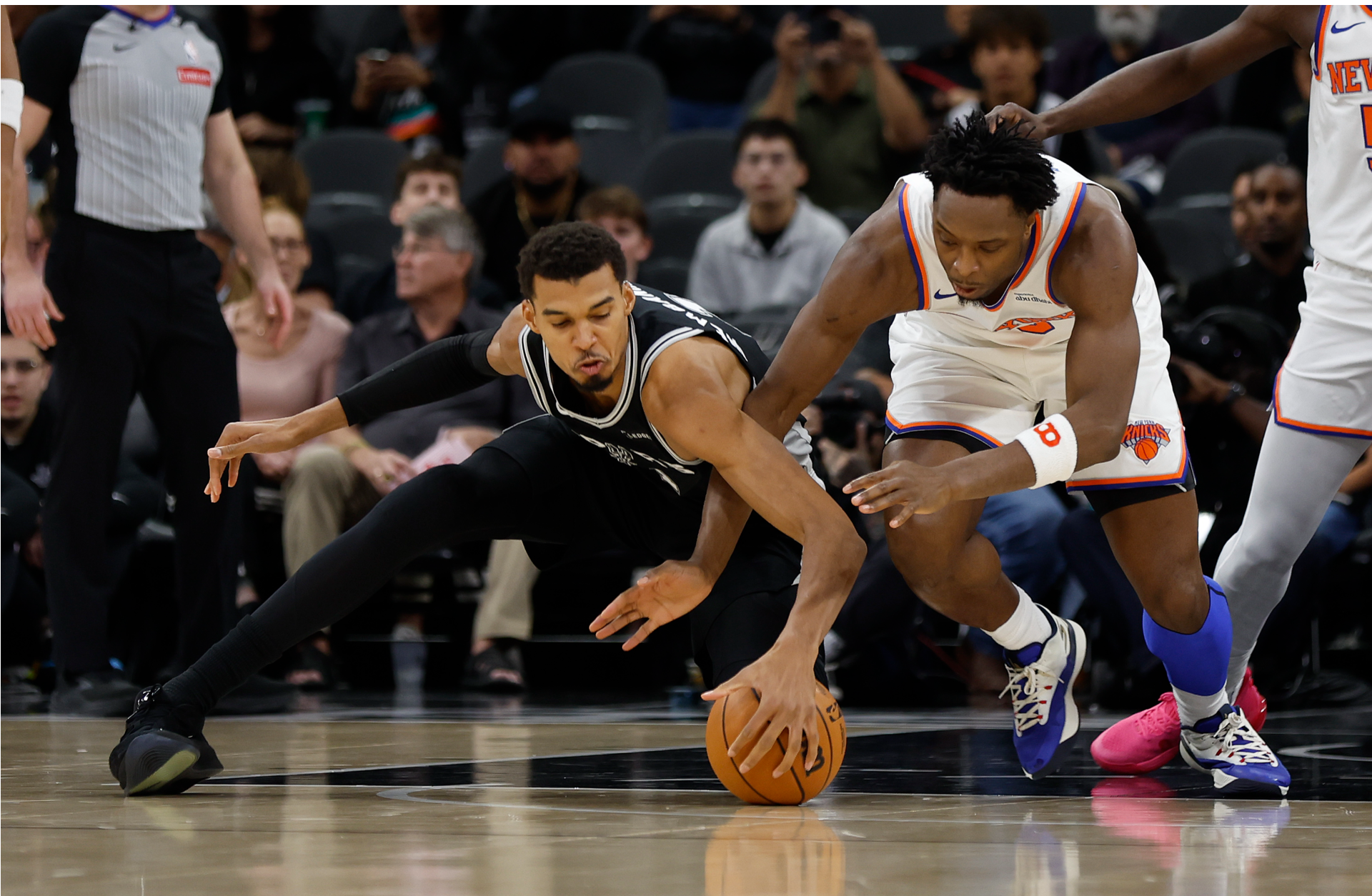 Rematch of 1999: Spurs, Knicks meet again in NBA Finals