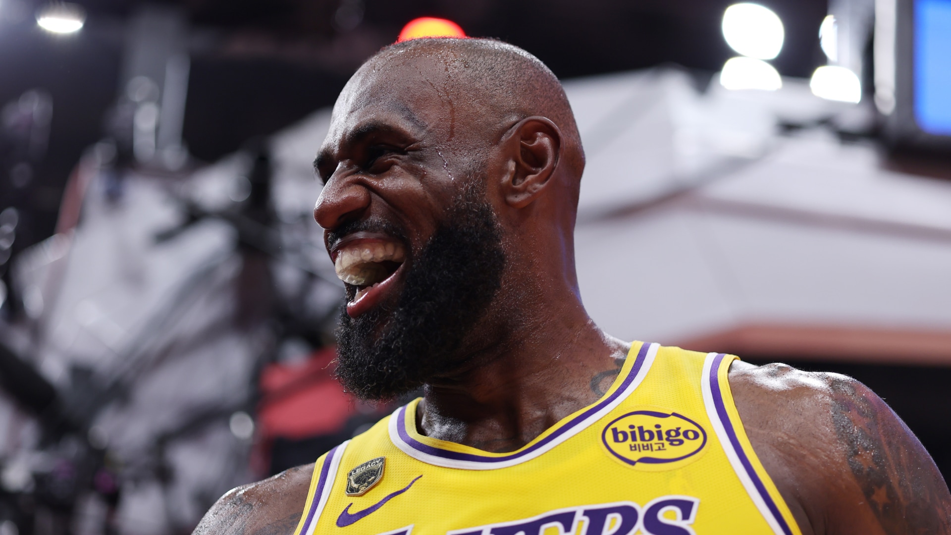 Redick hails LeBron’s greatness as injury-hit Lakers oust Rockets in 6