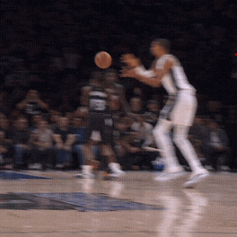 Victor Wembanyama knocks down a clutch 3-pointer.