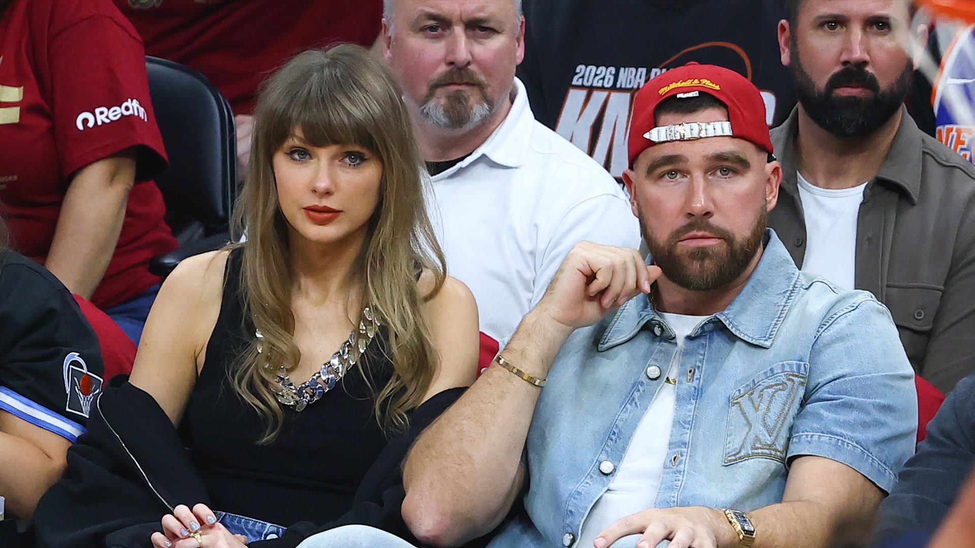 Taylor Swift attends Cavs-Knicks in Cleveland with fiancé Travis Kelce