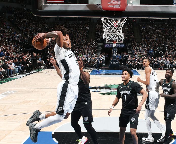 Spurs drop Timberwolves to punch ticket to West Finals