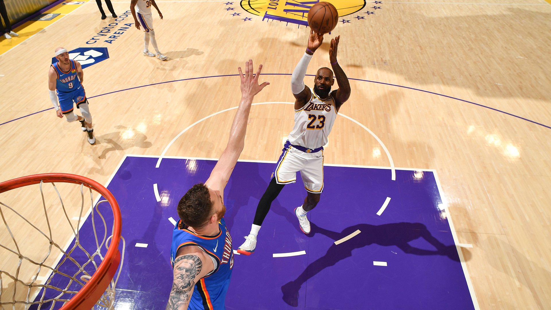 Lakers face historically tall task in Game 4