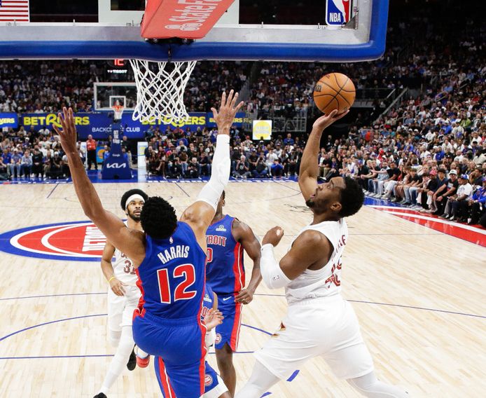 Cavaliers grab early lead over Pistons in Game 7