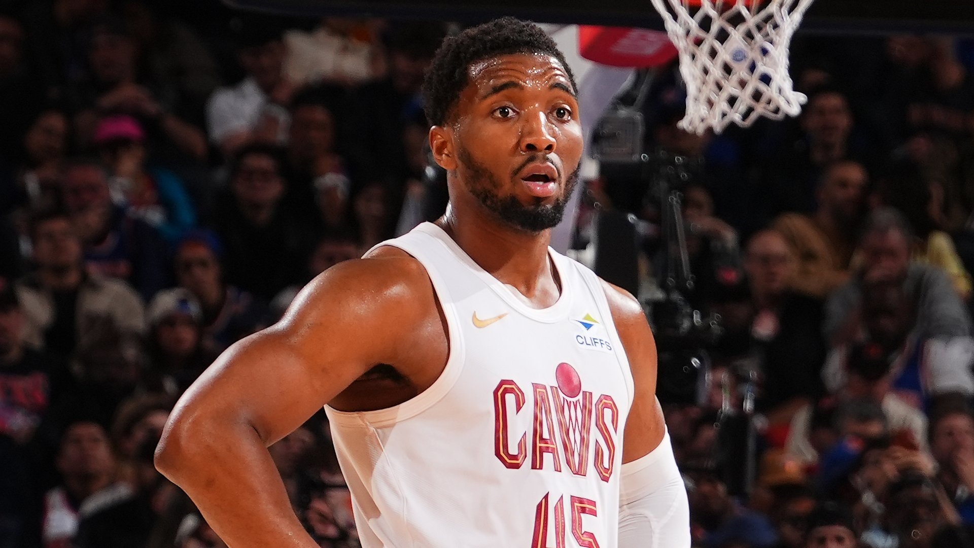 Down 2-0, Donovan Mitchell has to rally his Cavaliers against the team he once worshiped