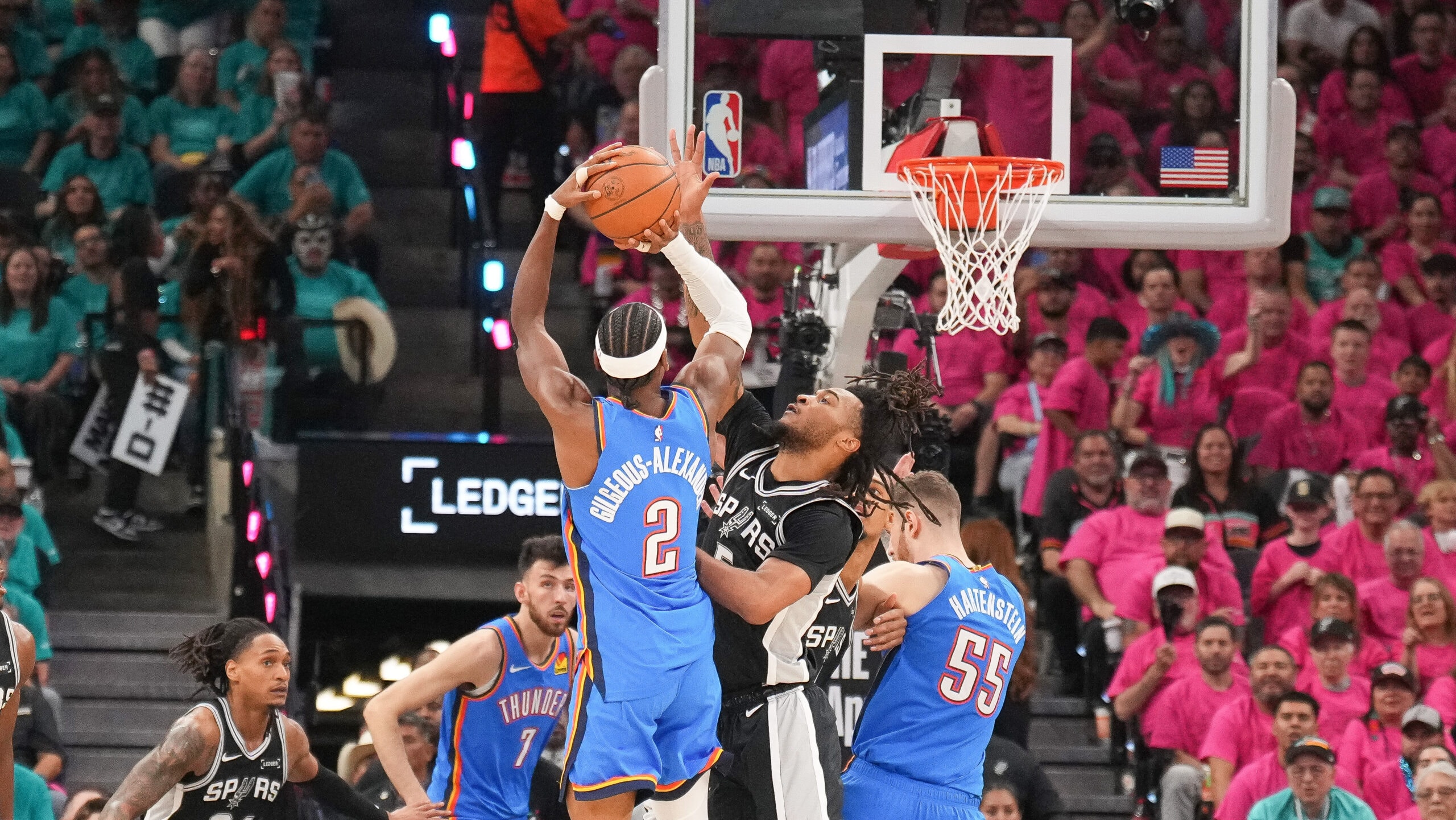 Live Updates: Thunder, Spurs aim to secure 2-1 lead in Western Conference Finals