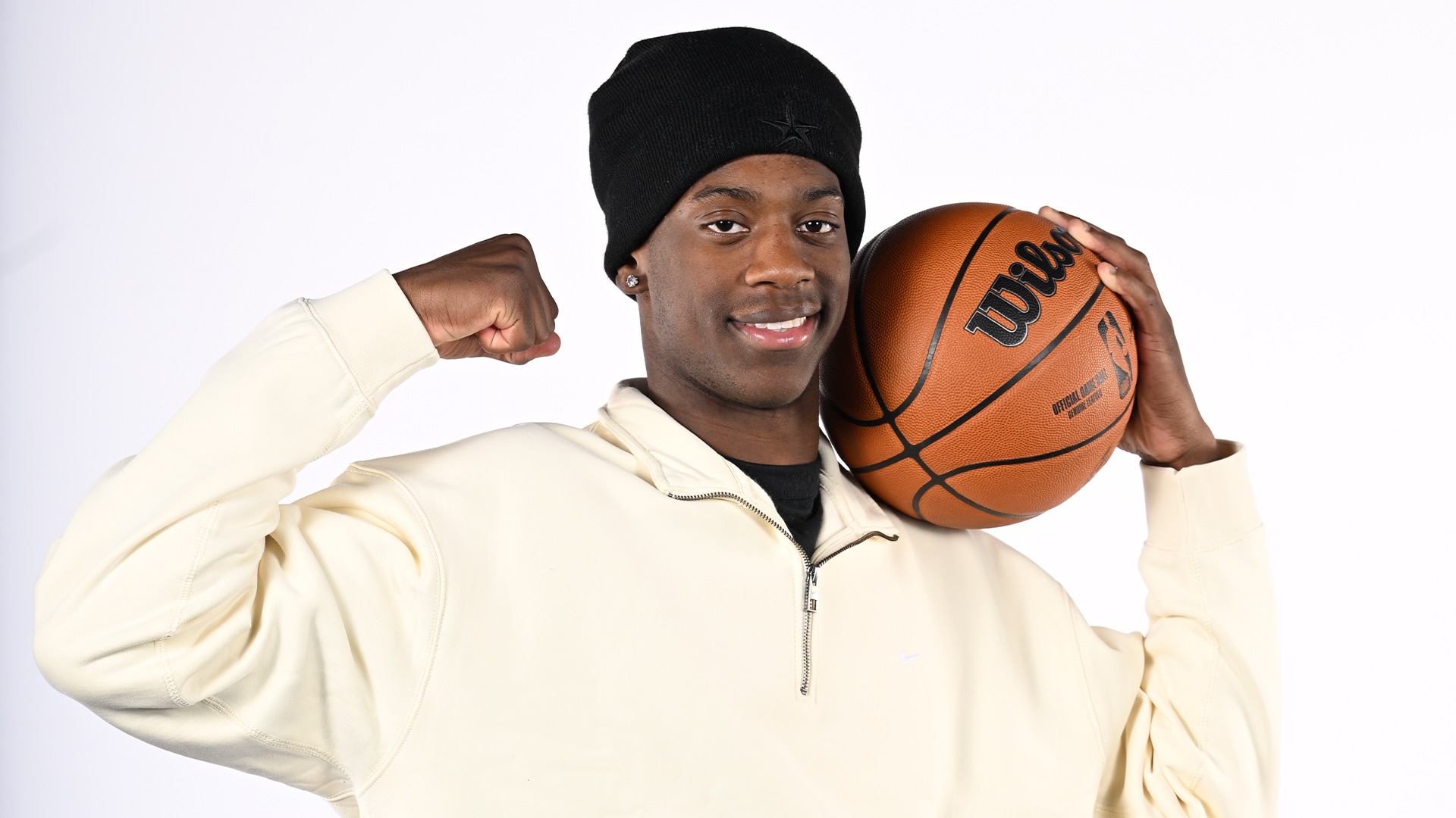 AJ Dybantsa reacts to childhood photos of him at Celtics games