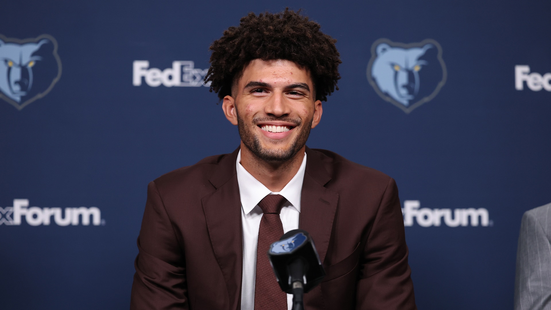 Grizzlies introduce Cameron Boozer, Karim López and Richie Saunders