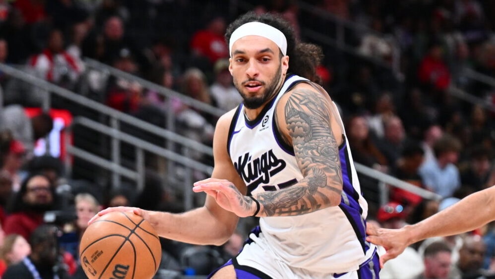 Hawks Land Rising Star Devin Carter in Blockbuster Trade With Kings