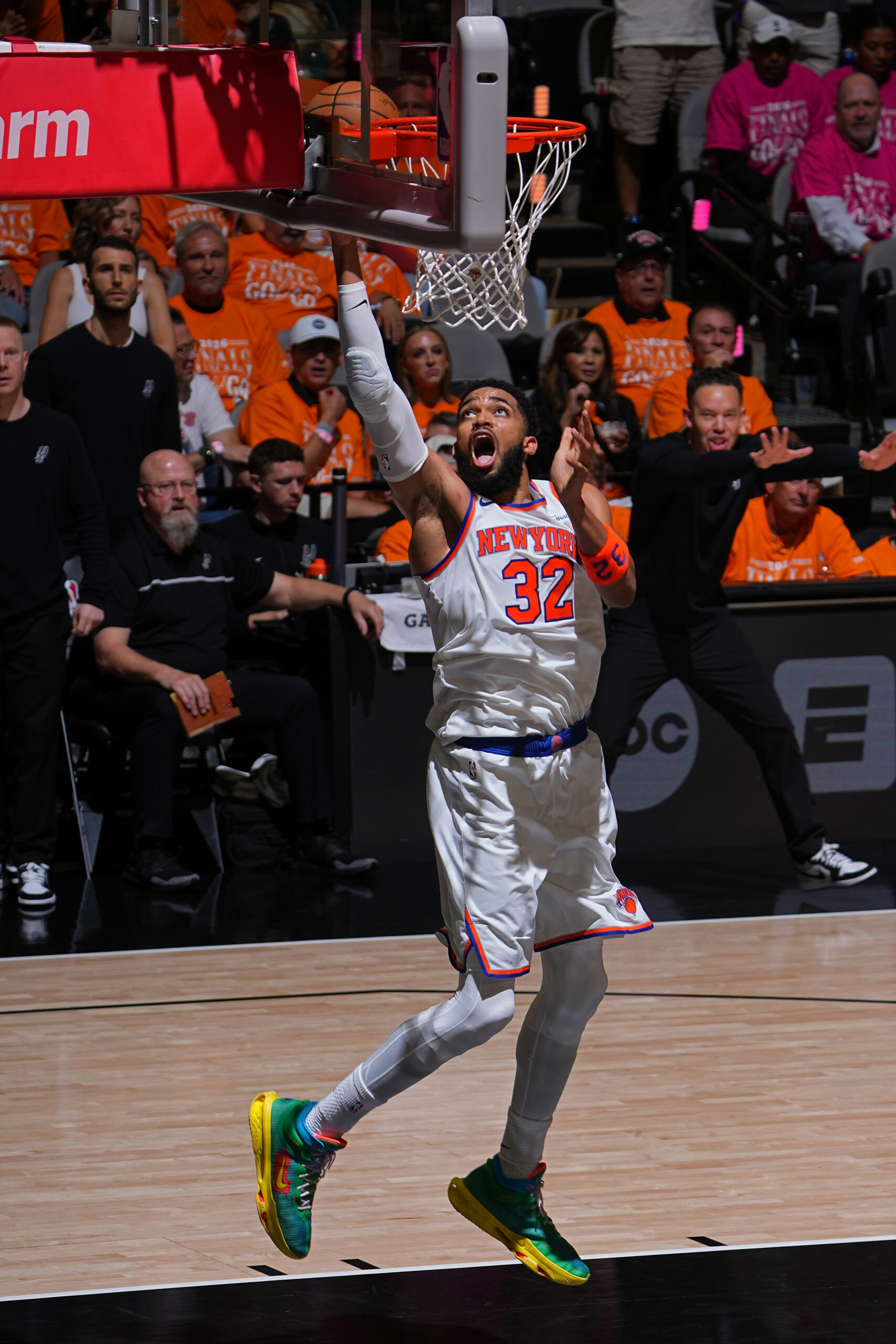 The Knicks' 12-game postseason winning streak measures up