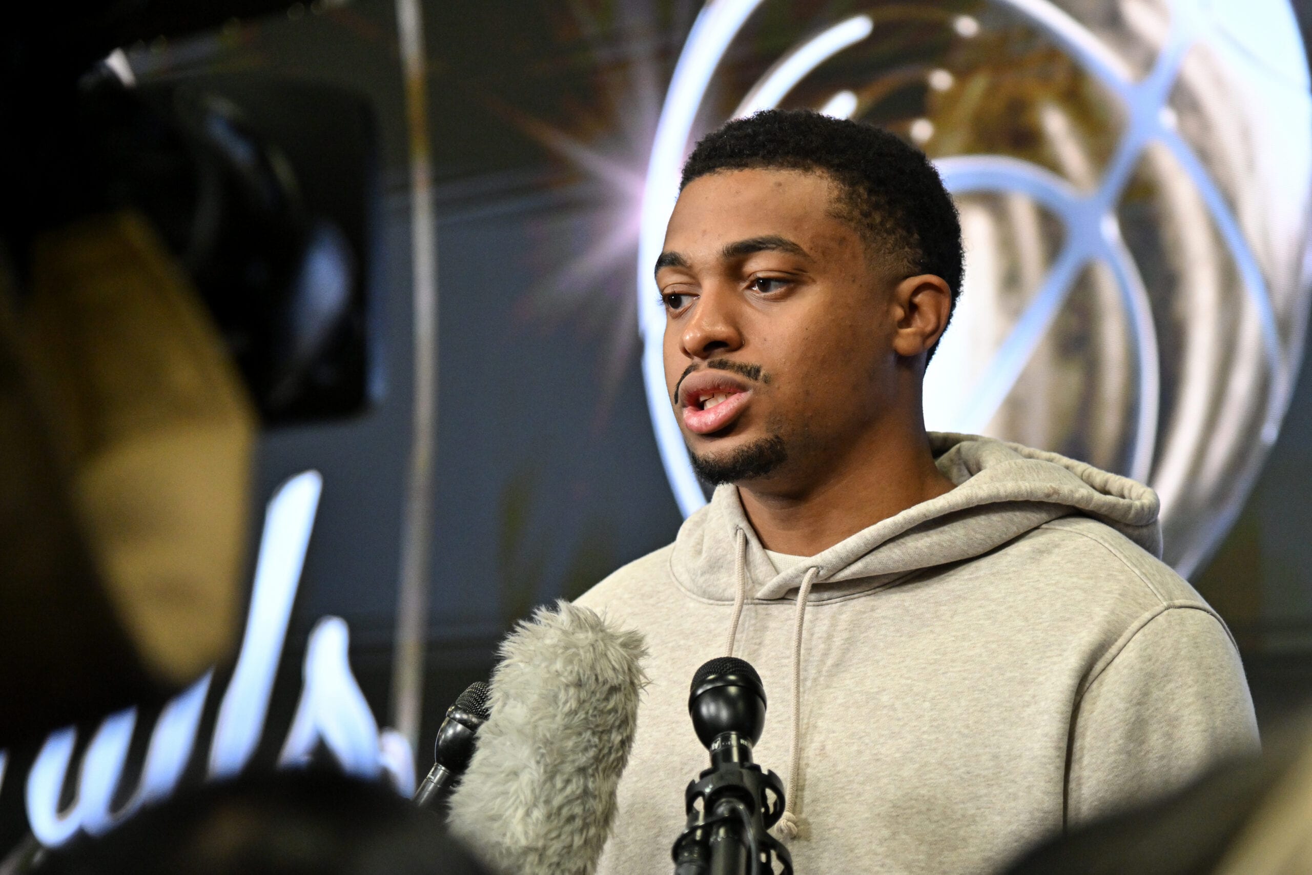 Landry Shamet and Keldon Johnson Participate in Reddit AMA