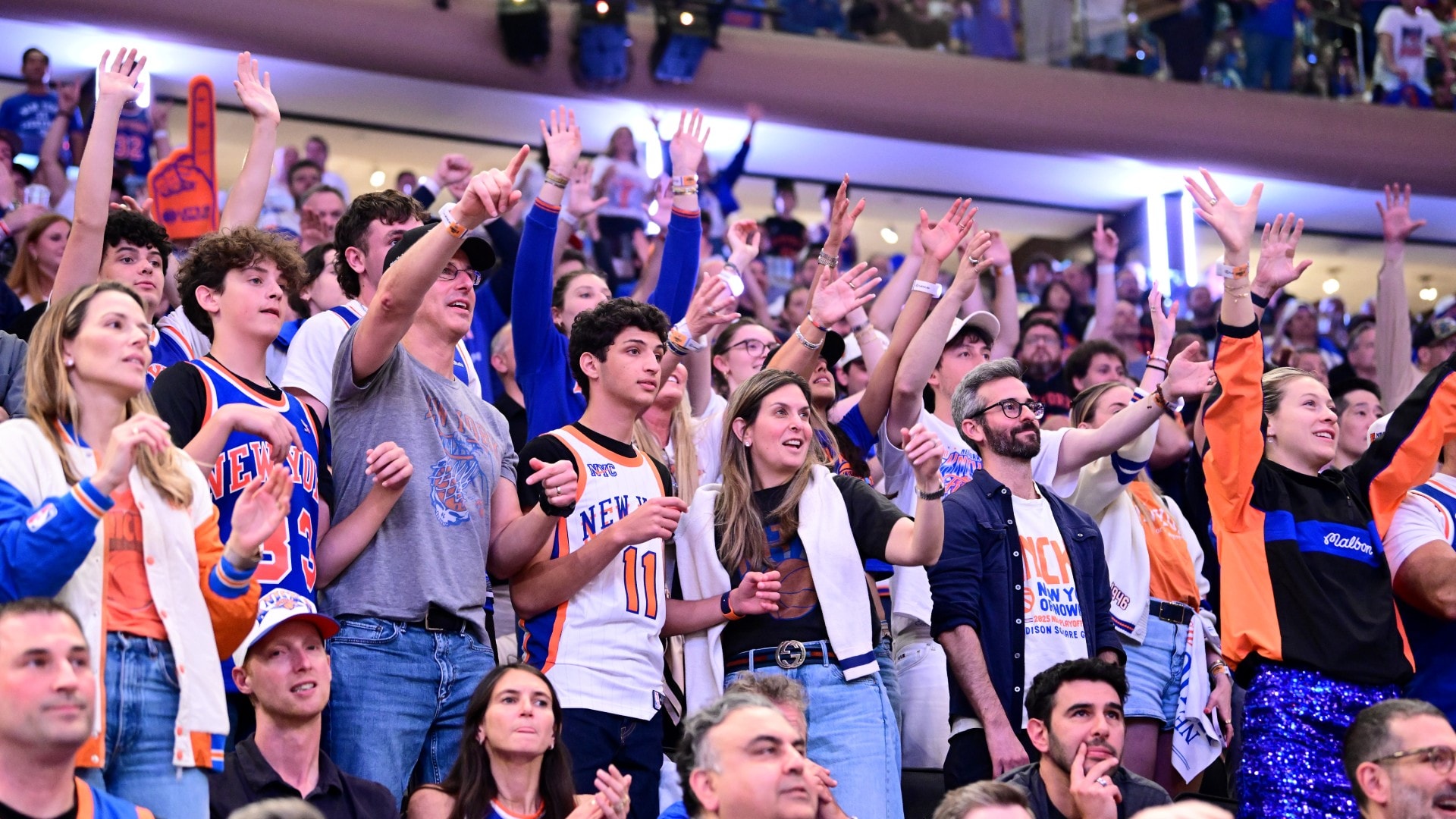 An unbelievable Game 4 between Knicks and Spurs, with tons of numbers to note