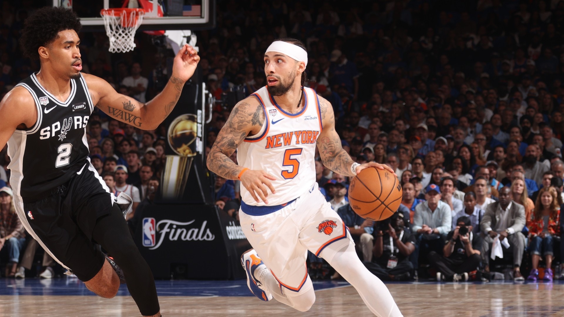 Reports: Champion Knicks retain key reserve Jose Alvarado