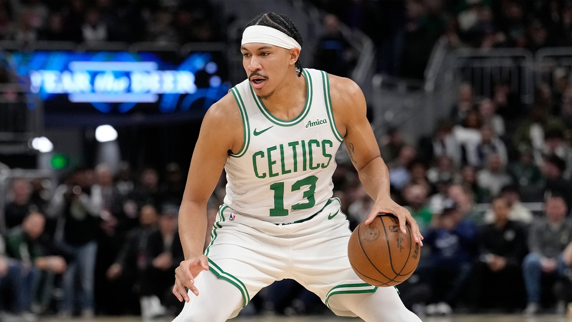 Reports: Celtics re-sign Ron Harper Jr. to long-term extension