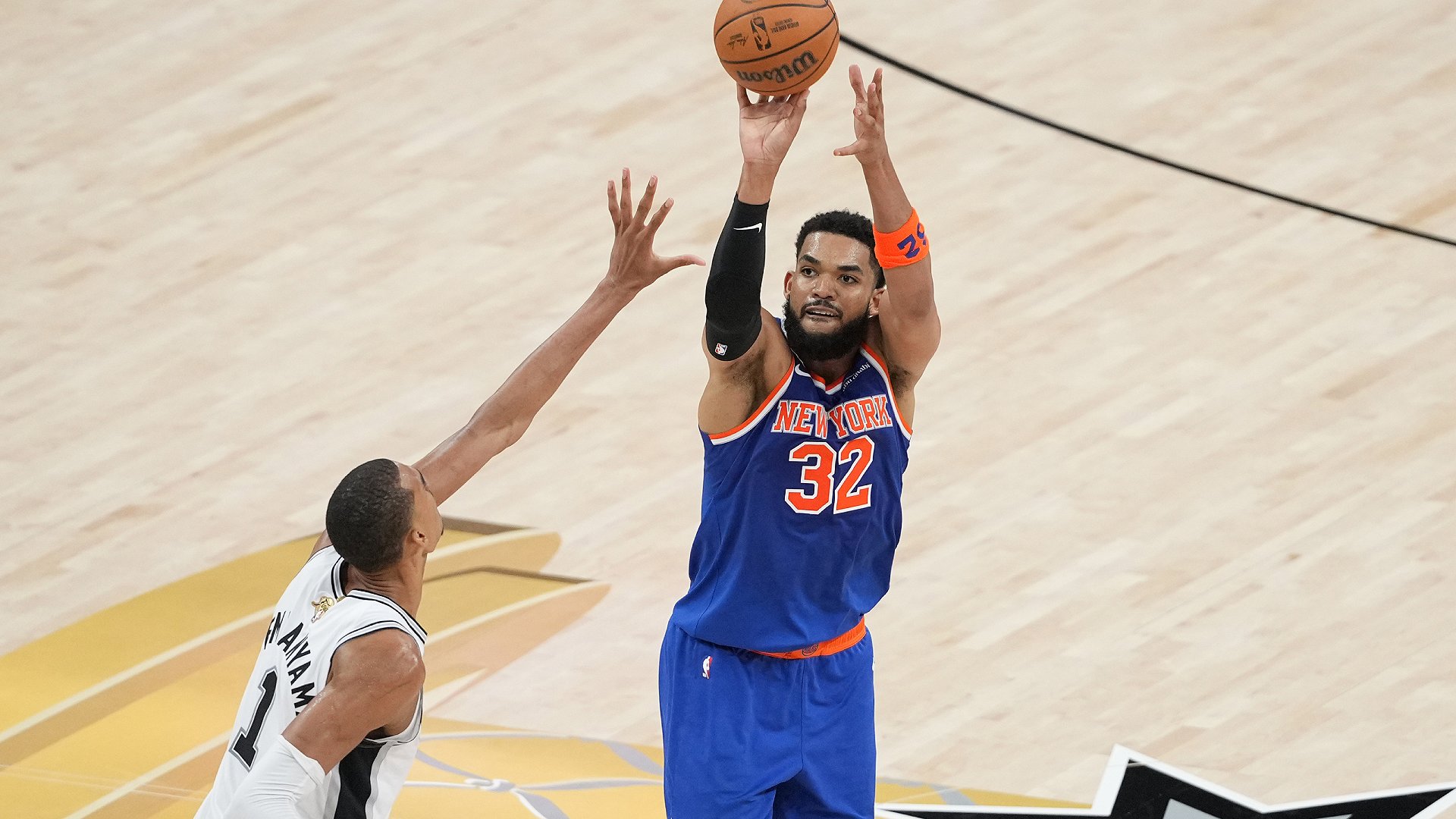 Live Updates: 2026 NBA Finals, Game 3 | Knicks up 2-0, hosting Spurs at MSG