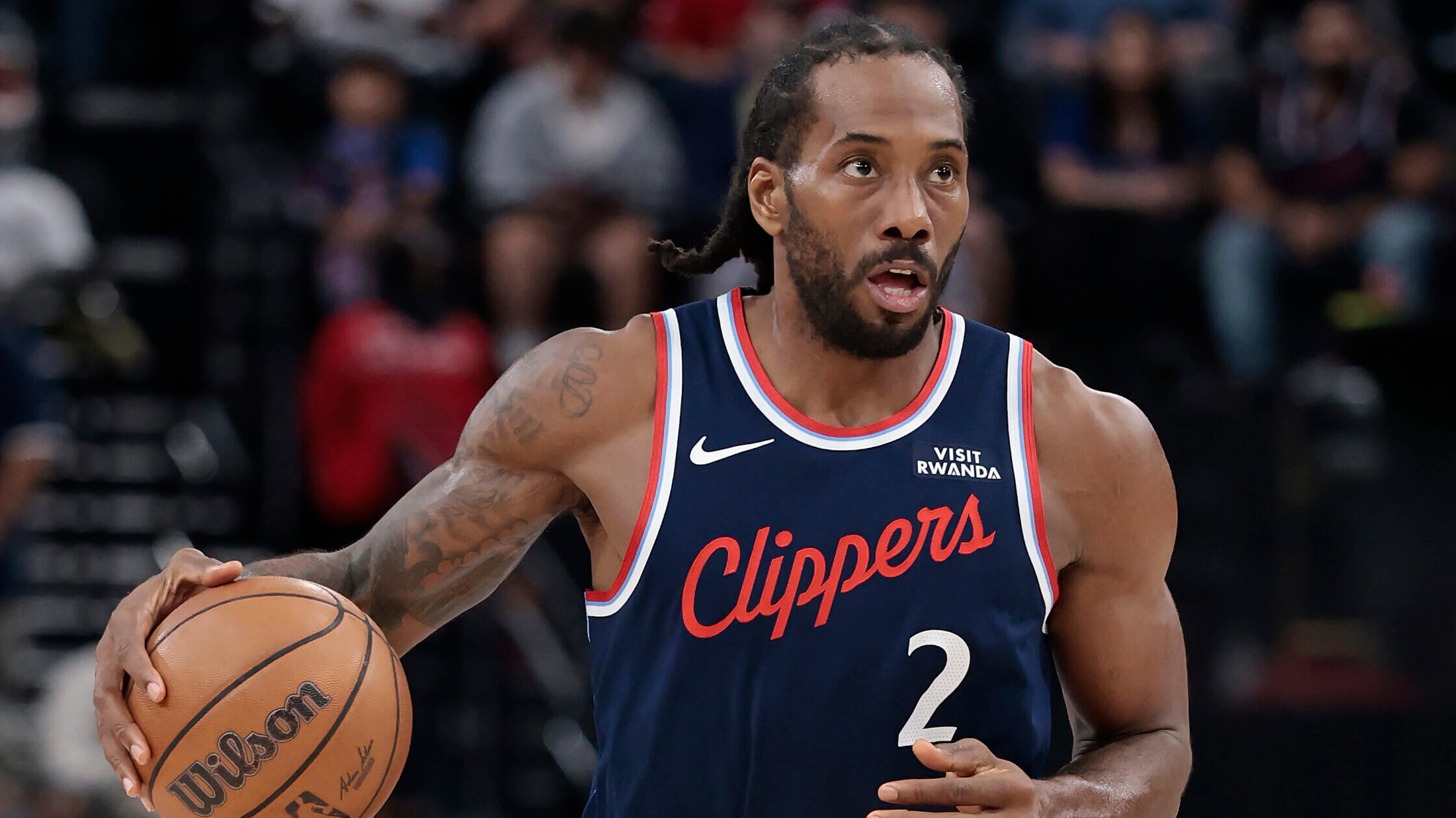 Kawhi Leonard in Clippers action