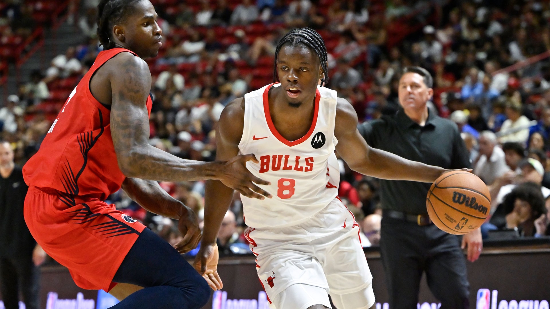 Bulls earn 1st win, hand Wizards 1st loss in Vegas